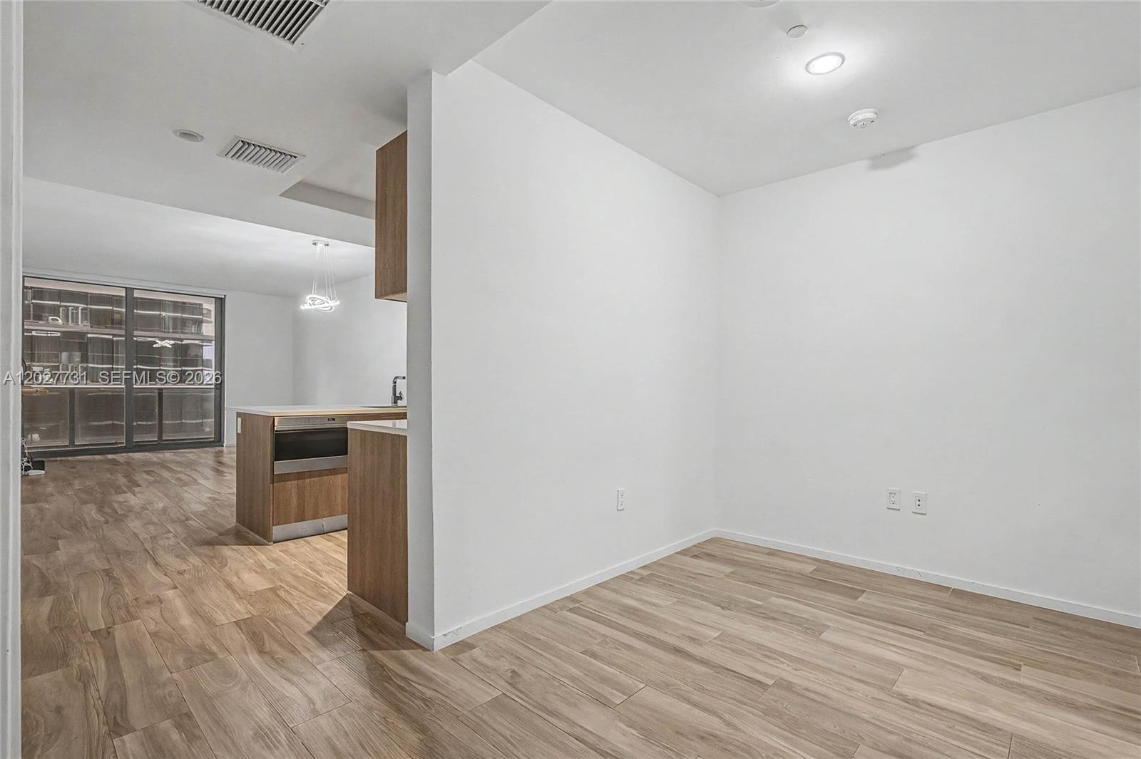 801 S Miami Ave Unit: 1206