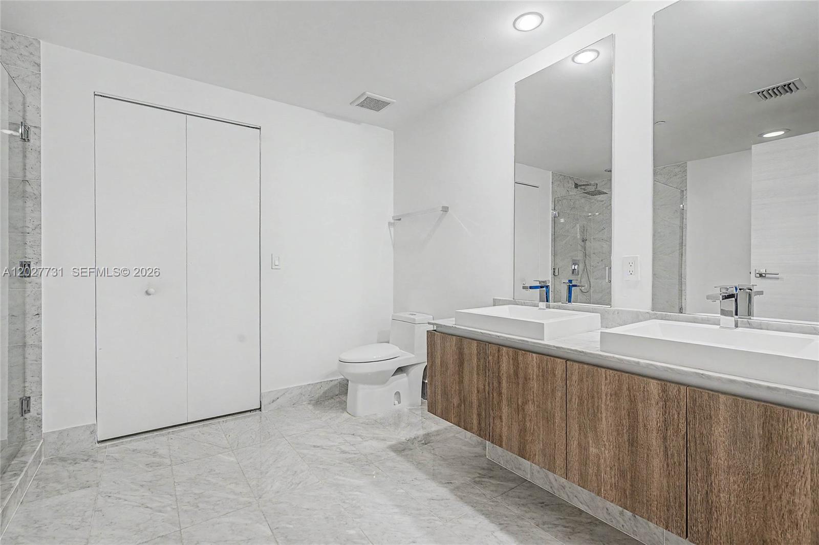 801 S Miami Ave Unit: 1206