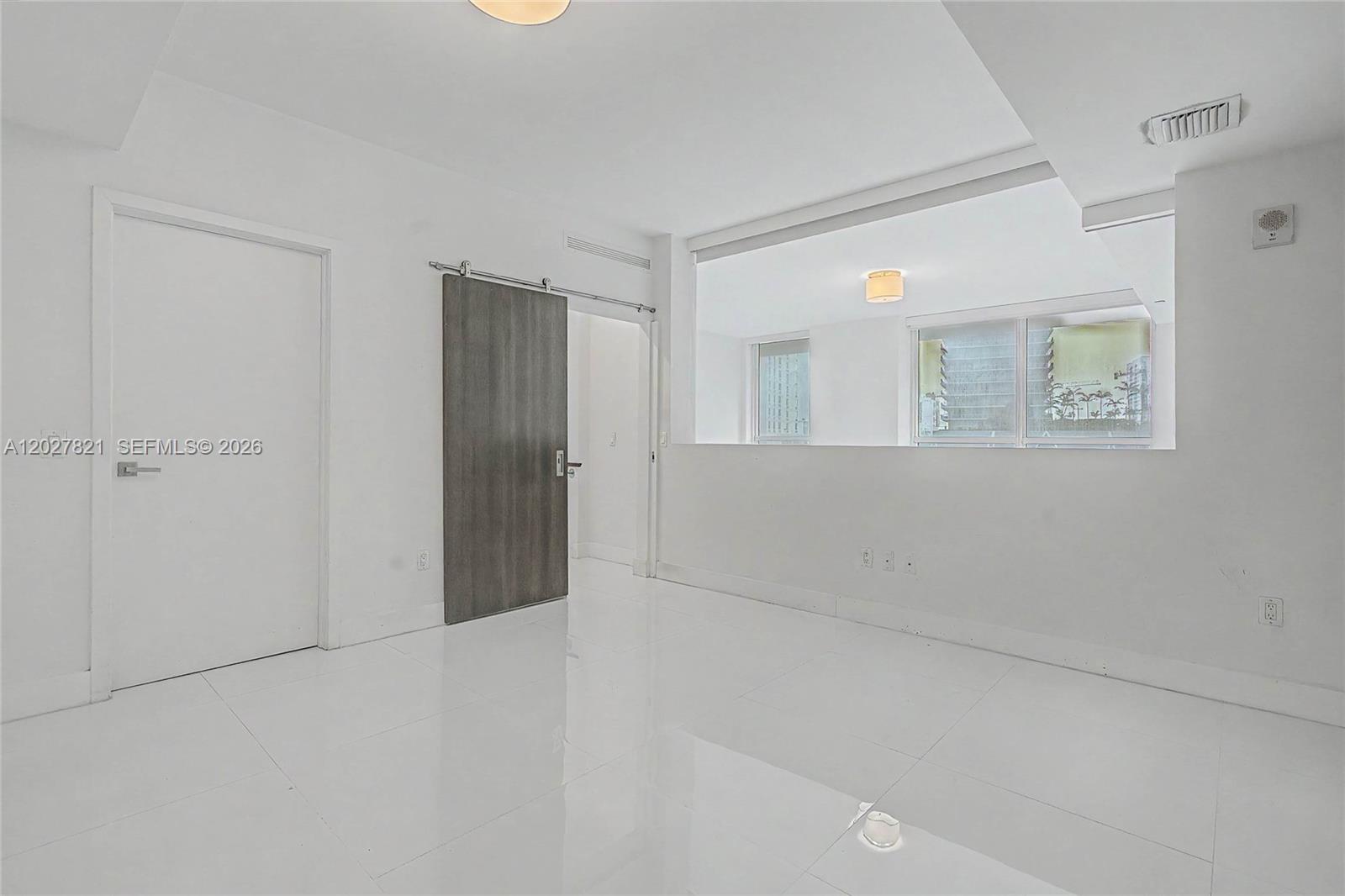 1080 Brickell Ave # 507
