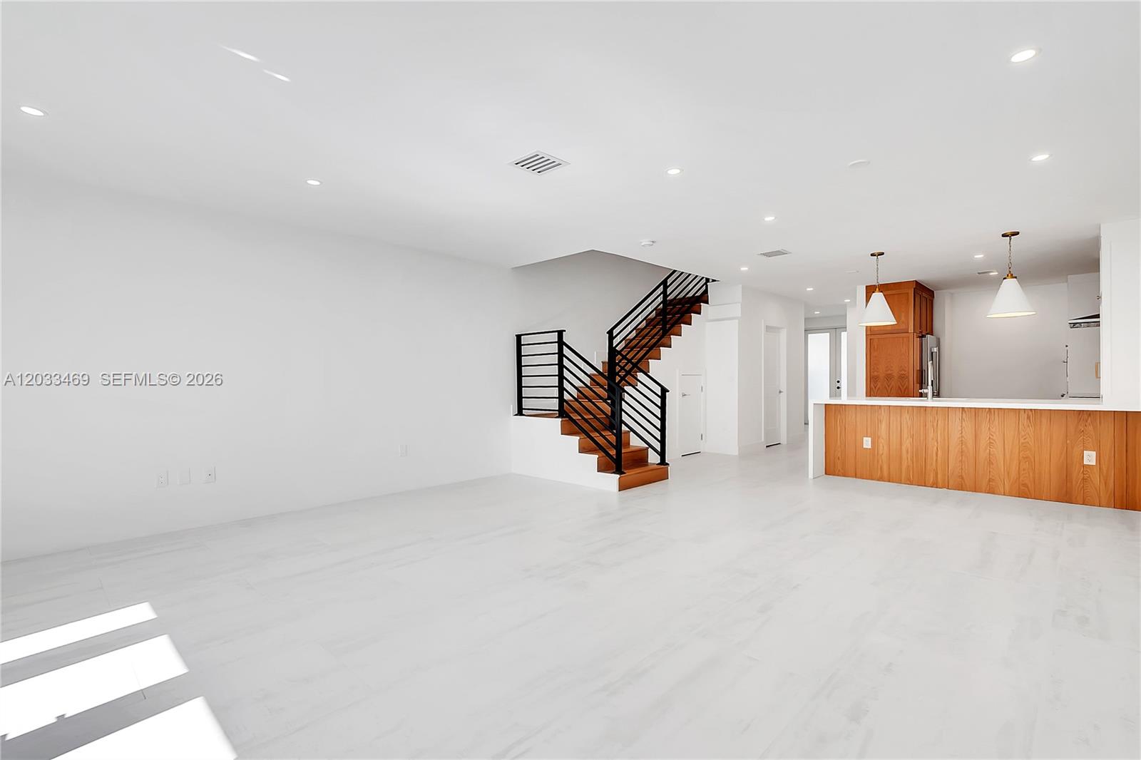 3384 Day Ave # 3384