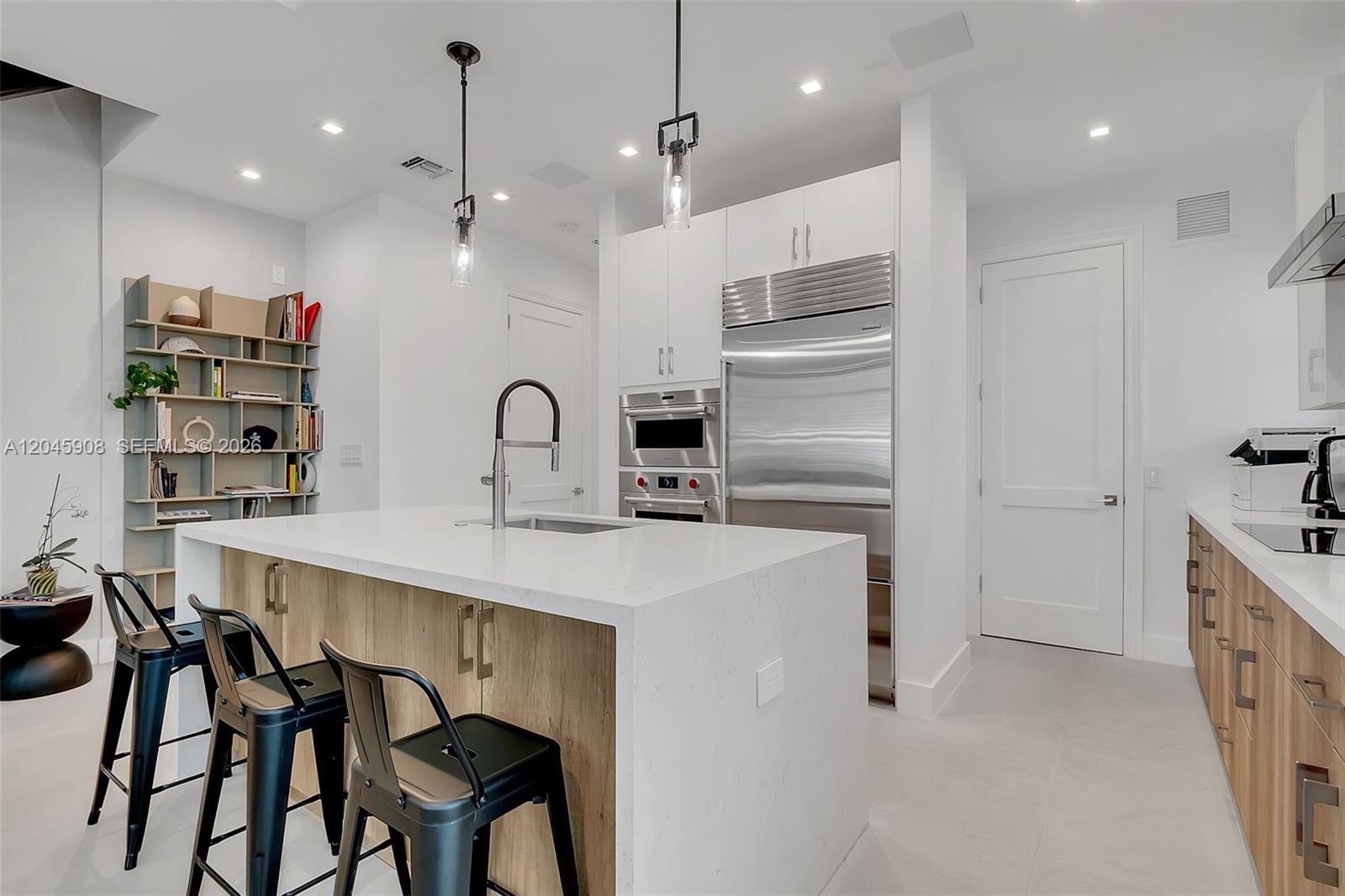 3406 Ponce De Leon Blvd