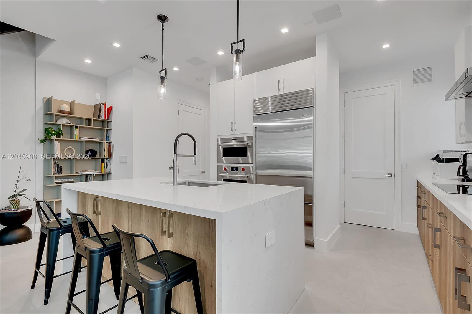 3406 Ponce De Leon Blvd