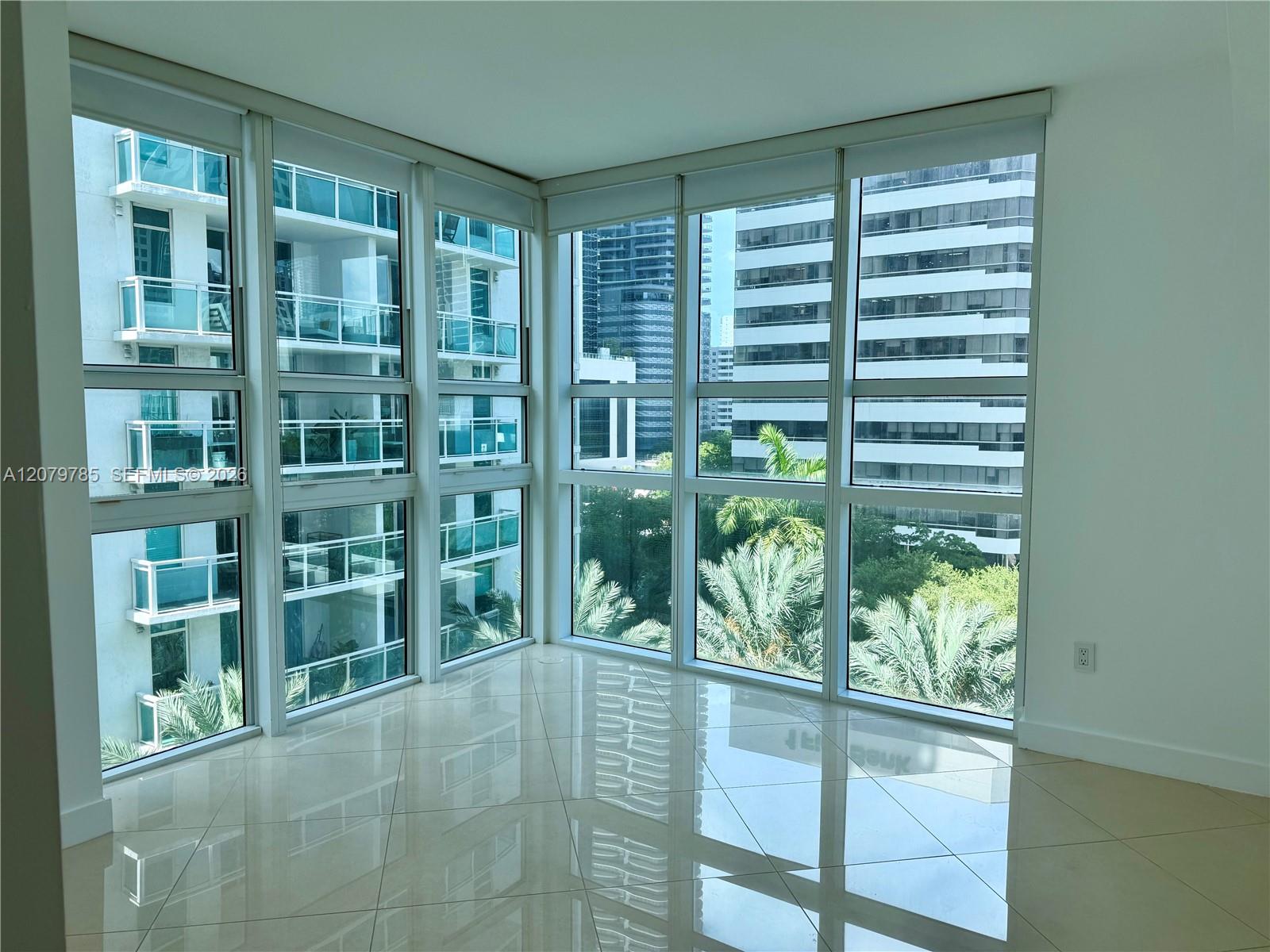 950 Brickell Bay Dr # 601