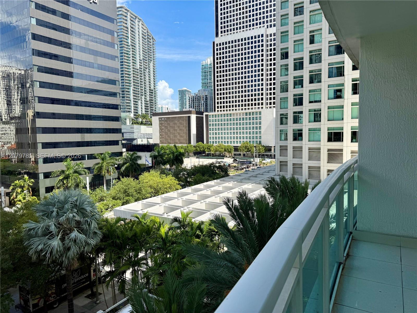 950 Brickell Bay Dr # 601