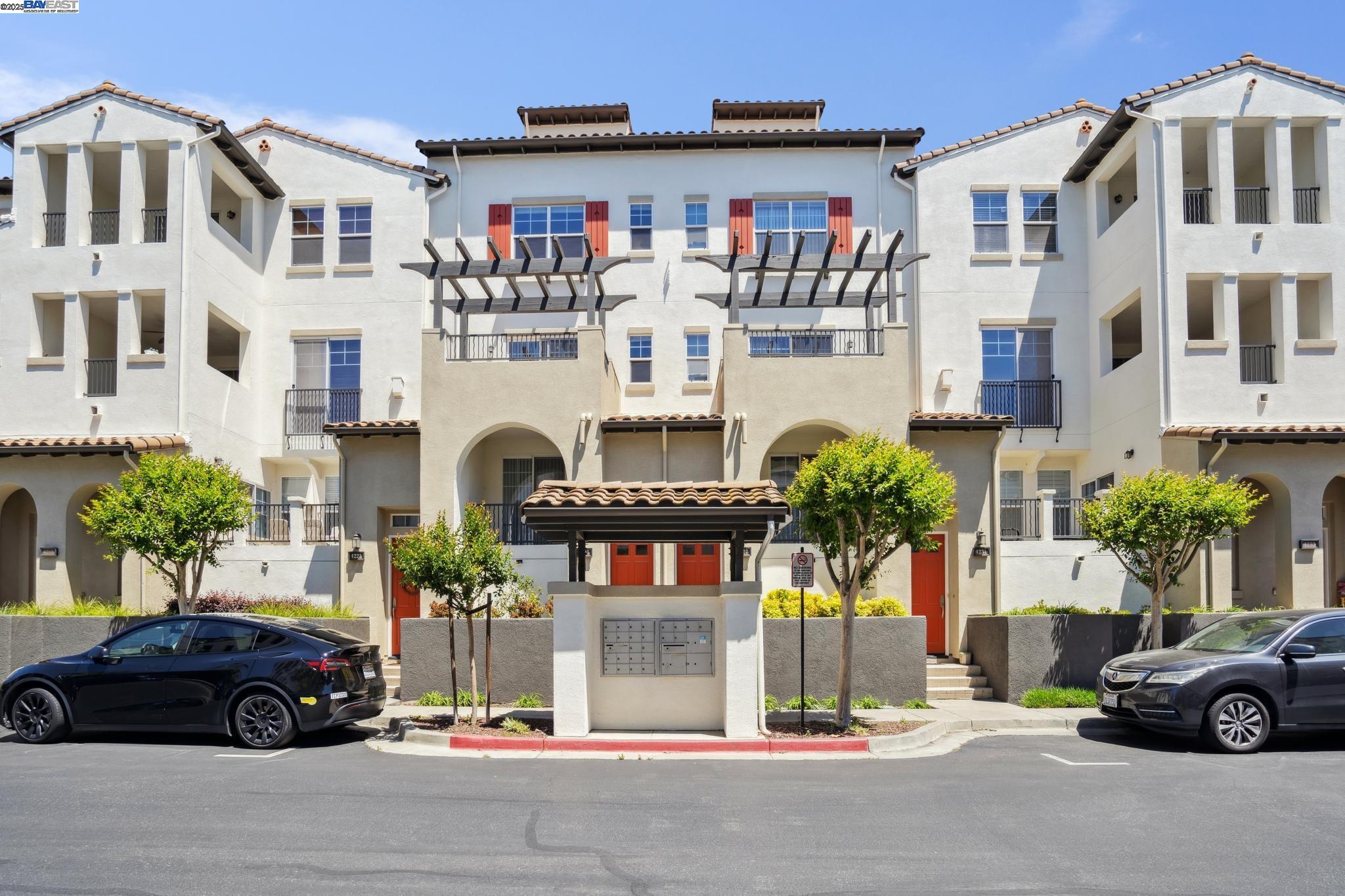 4225 Clarinbridge Cir
