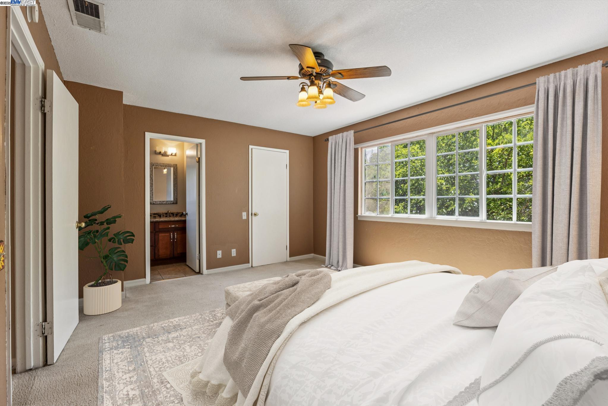 3484 Bordeaux Pl