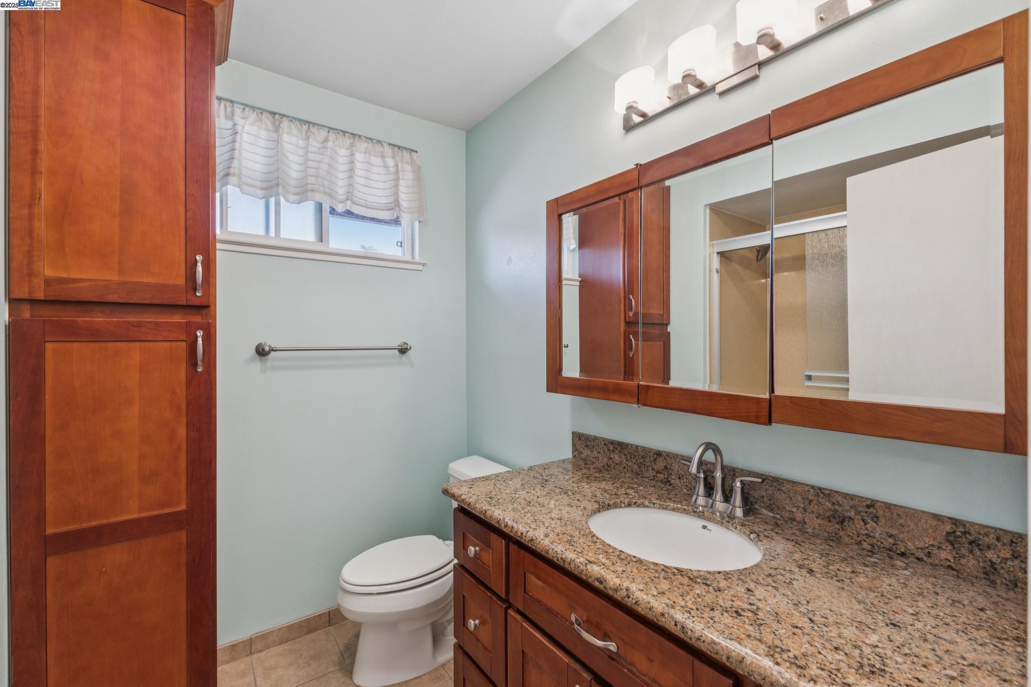 3484 Bordeaux Pl