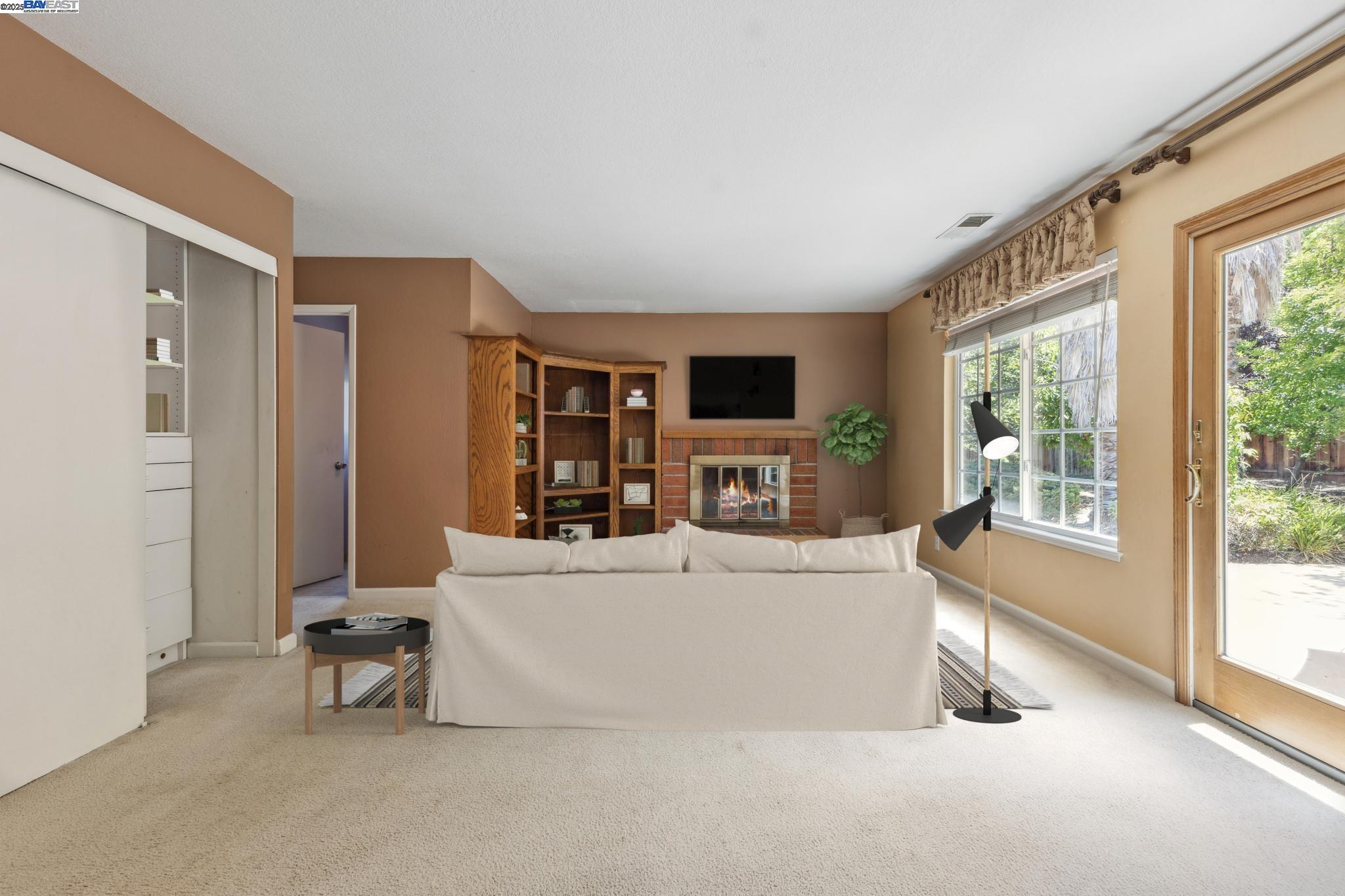 3484 Bordeaux Pl