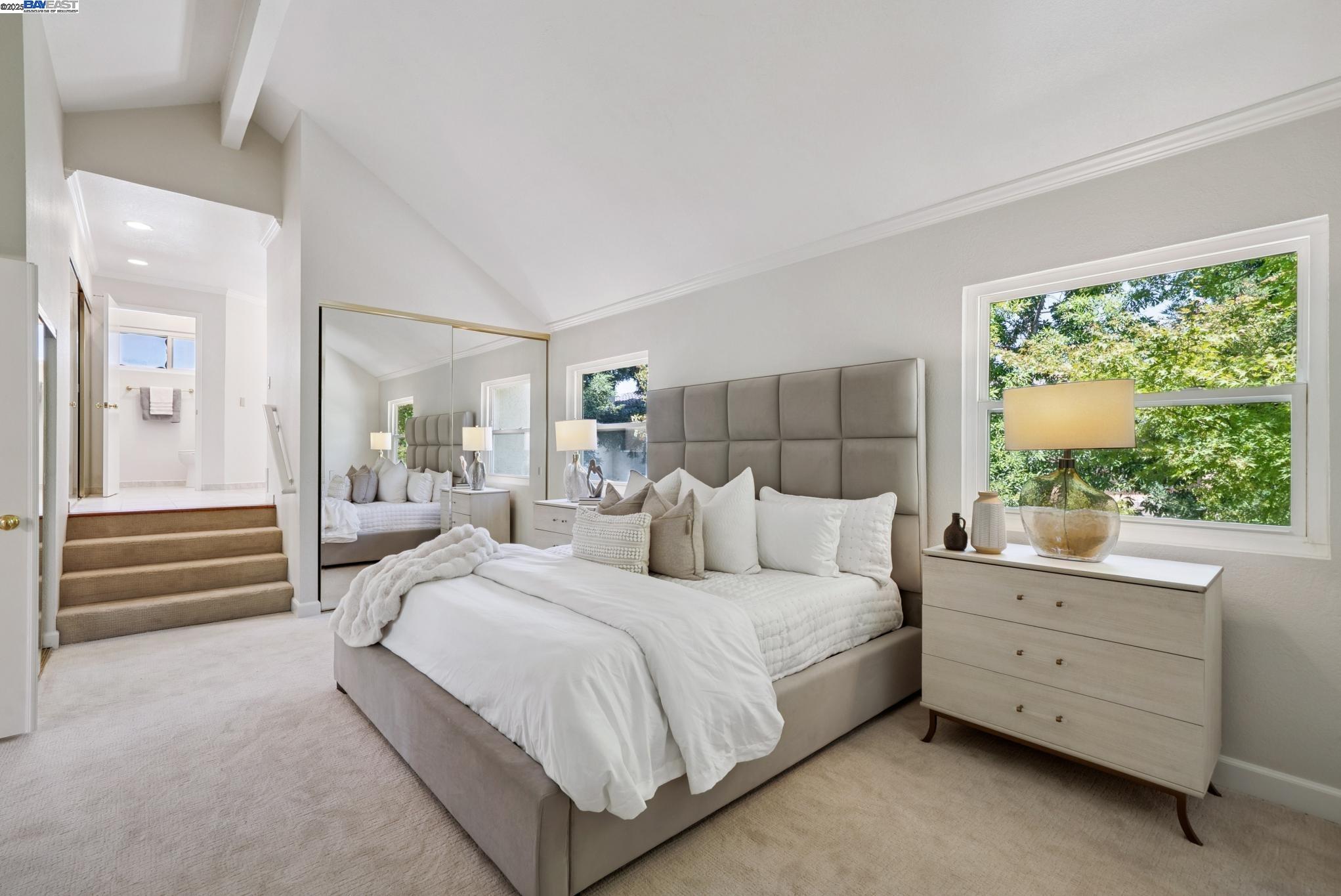 7467 Sundrop Ct