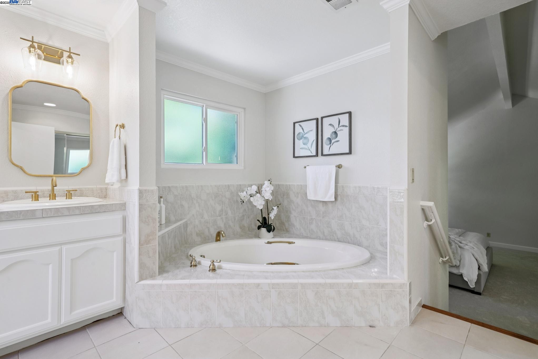 7467 Sundrop Ct