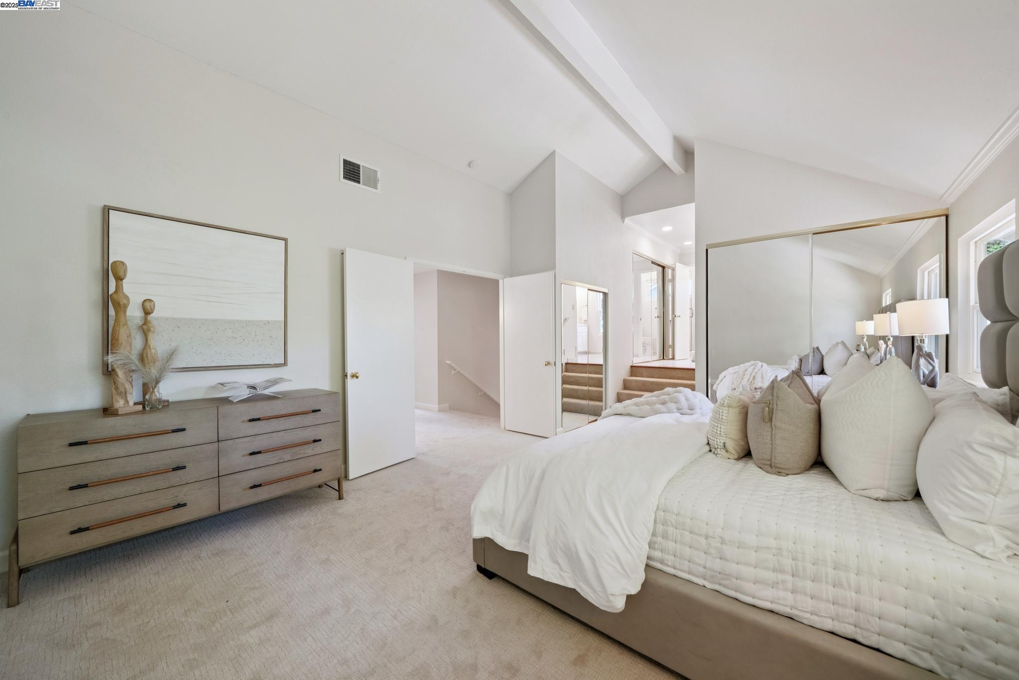 7467 Sundrop Ct