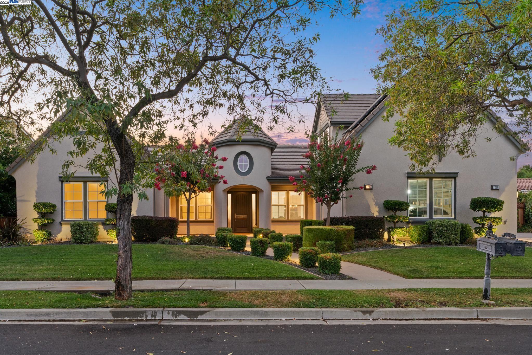 7297 Huntswood Ct
