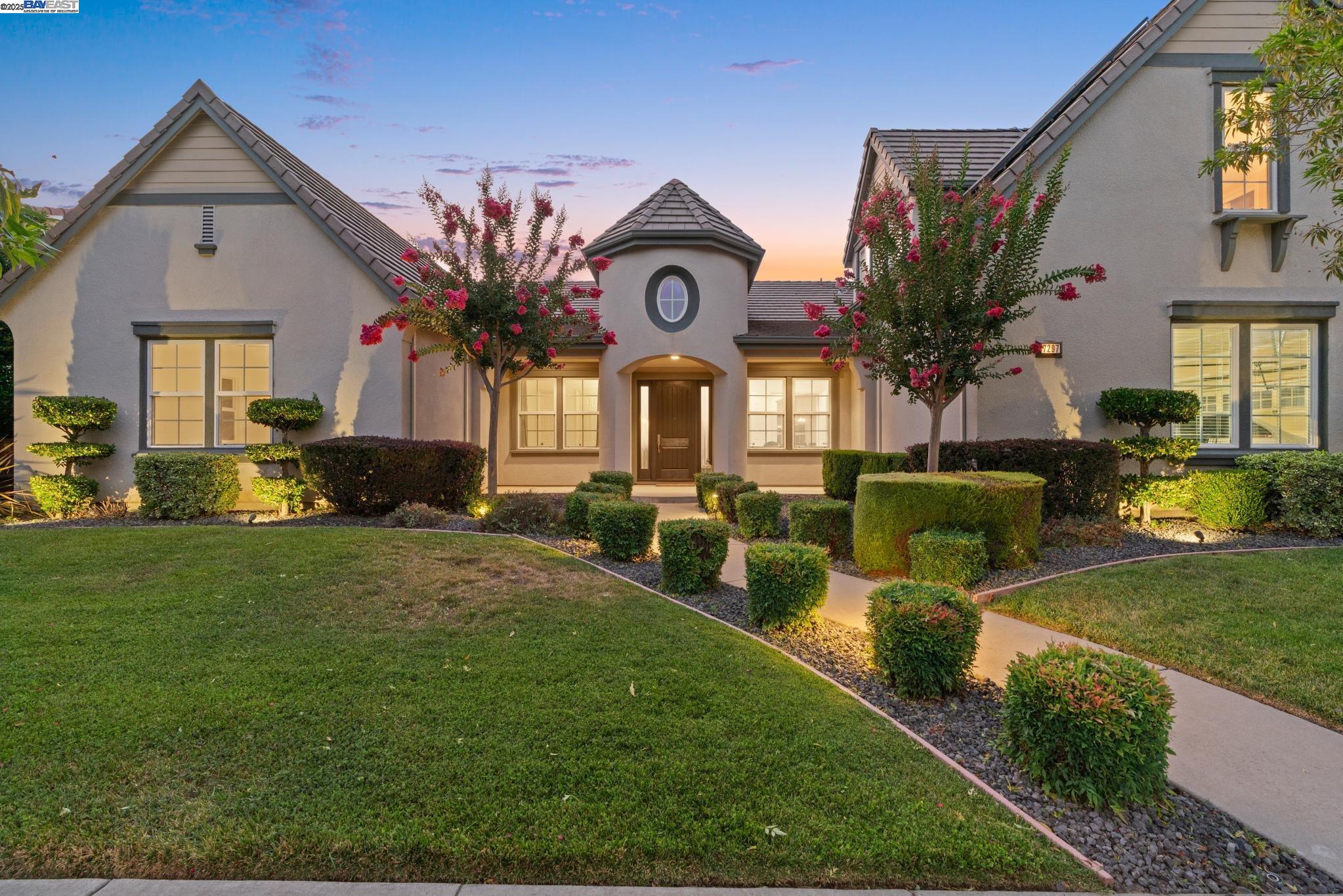 7297 Huntswood Ct