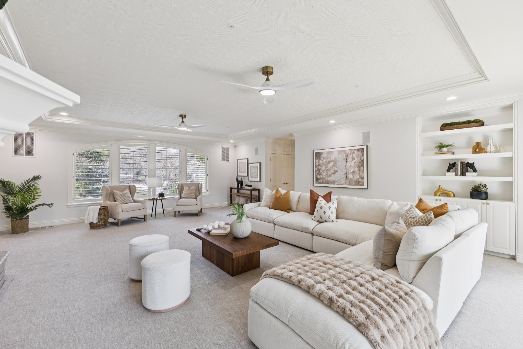 8044 Golden Eagle Way