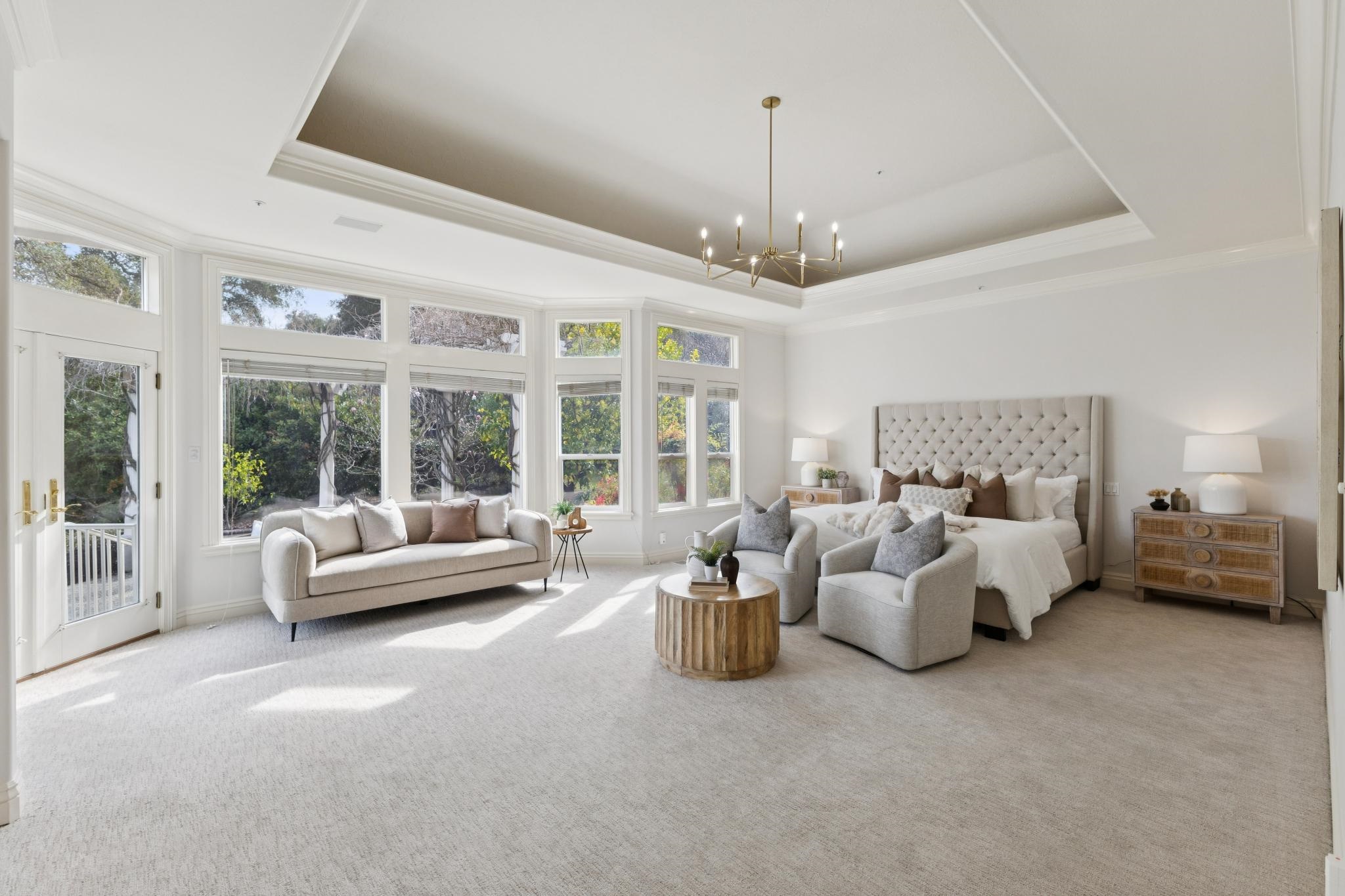 8044 Golden Eagle Way