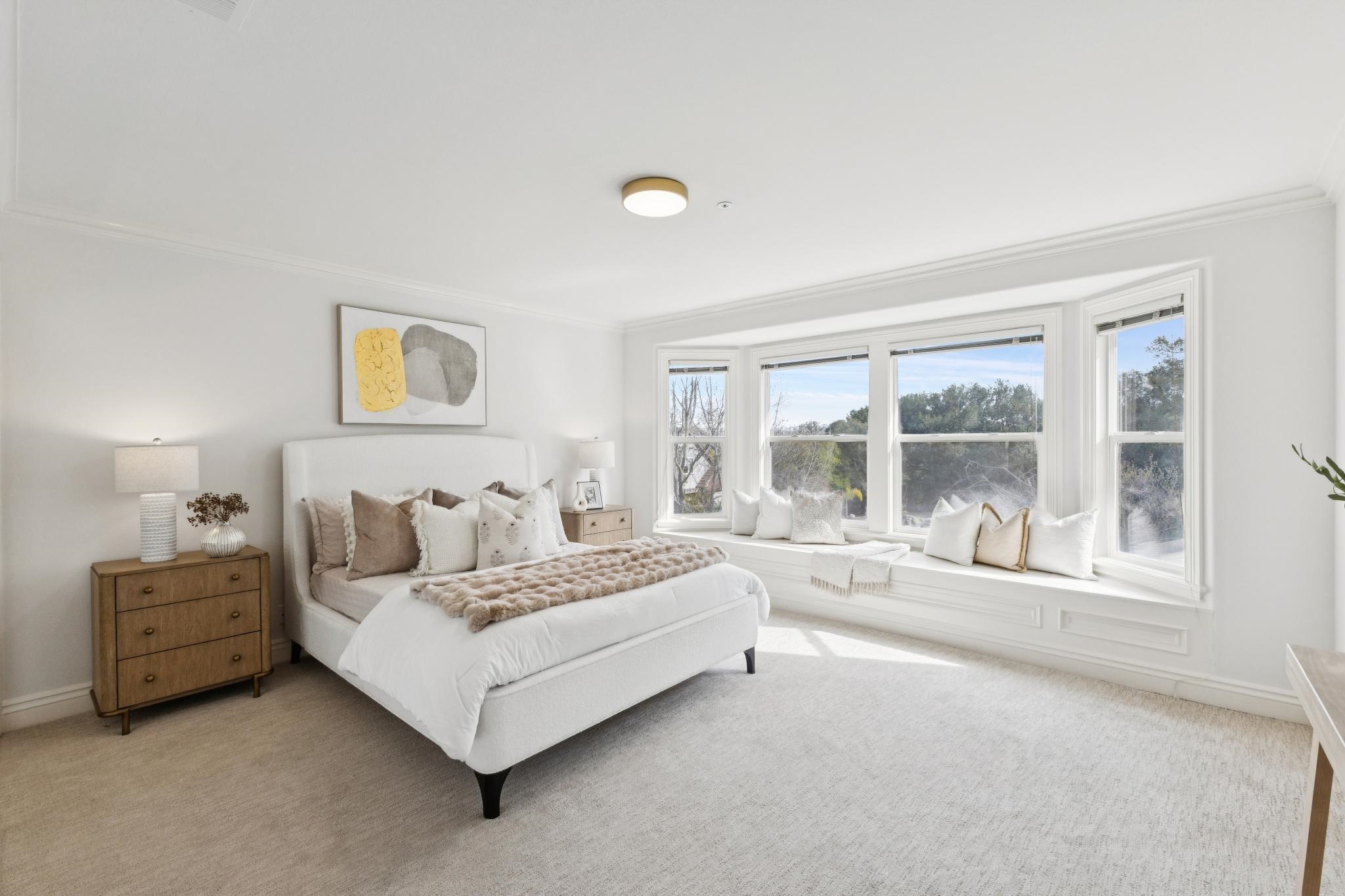 8044 Golden Eagle Way