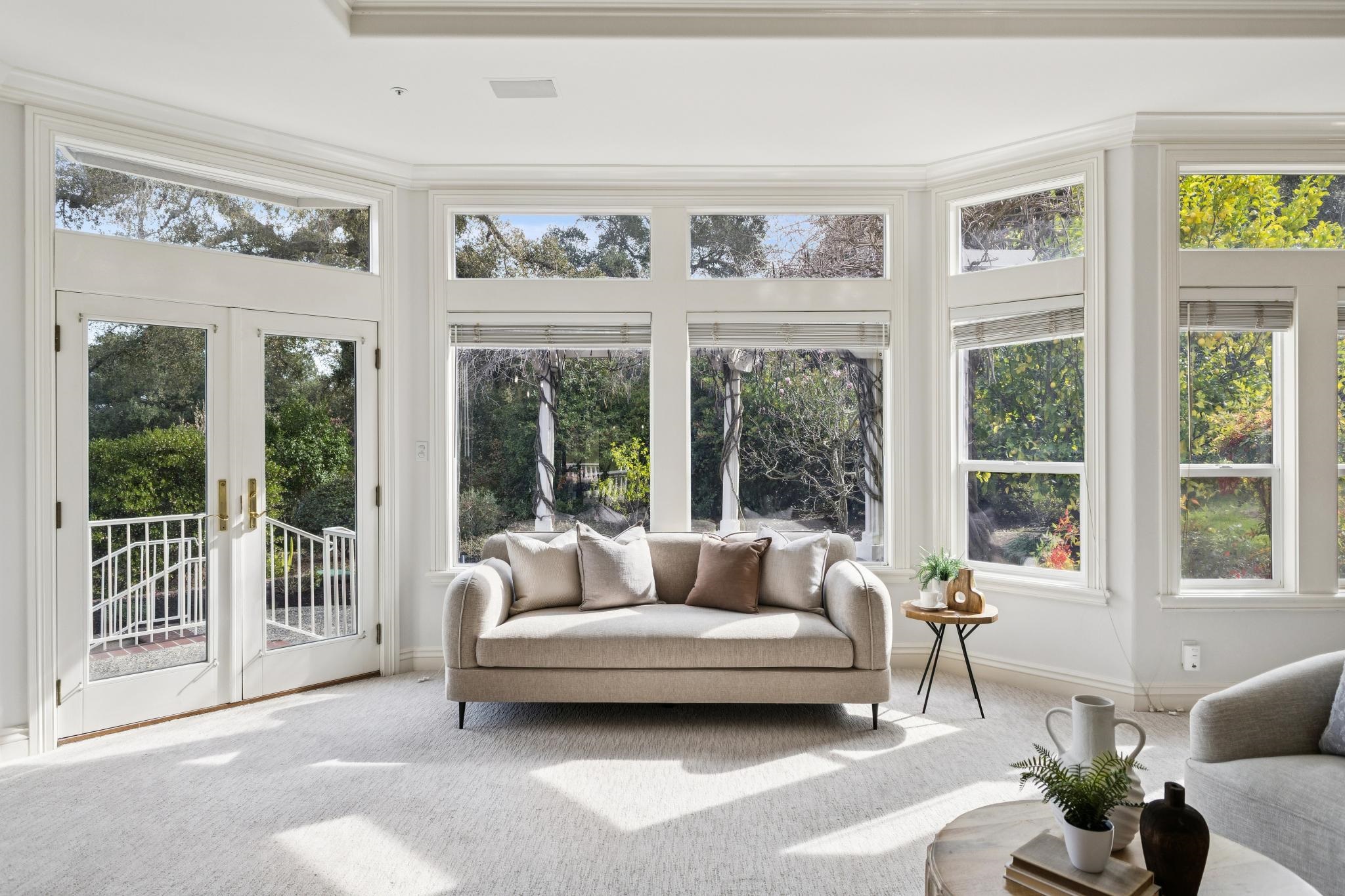 8044 Golden Eagle Way