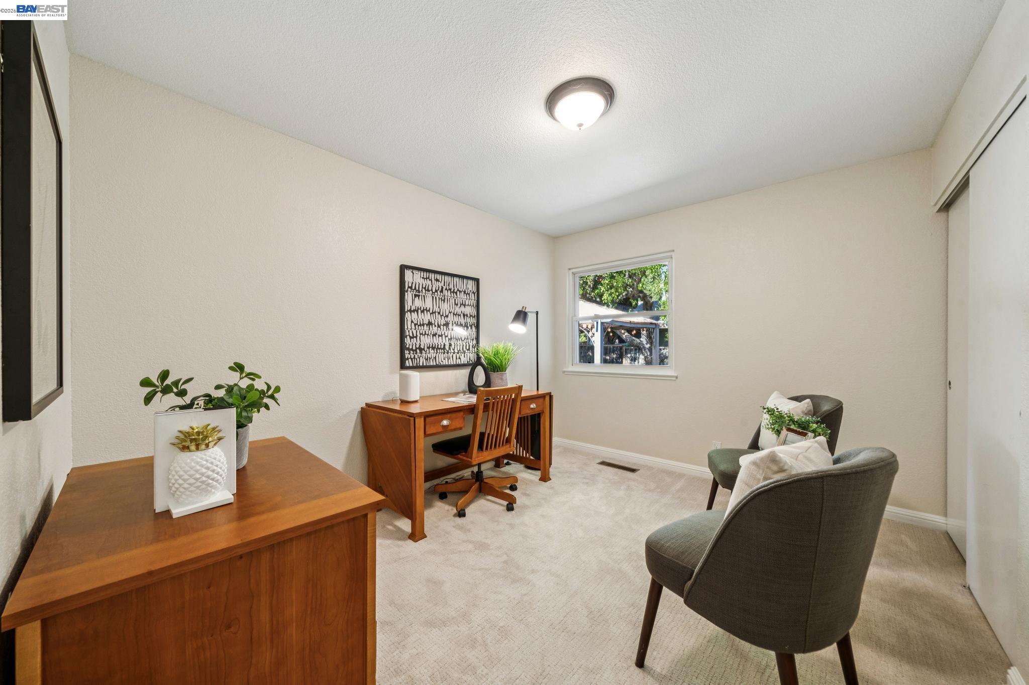 7403 Hillsdale Dr
