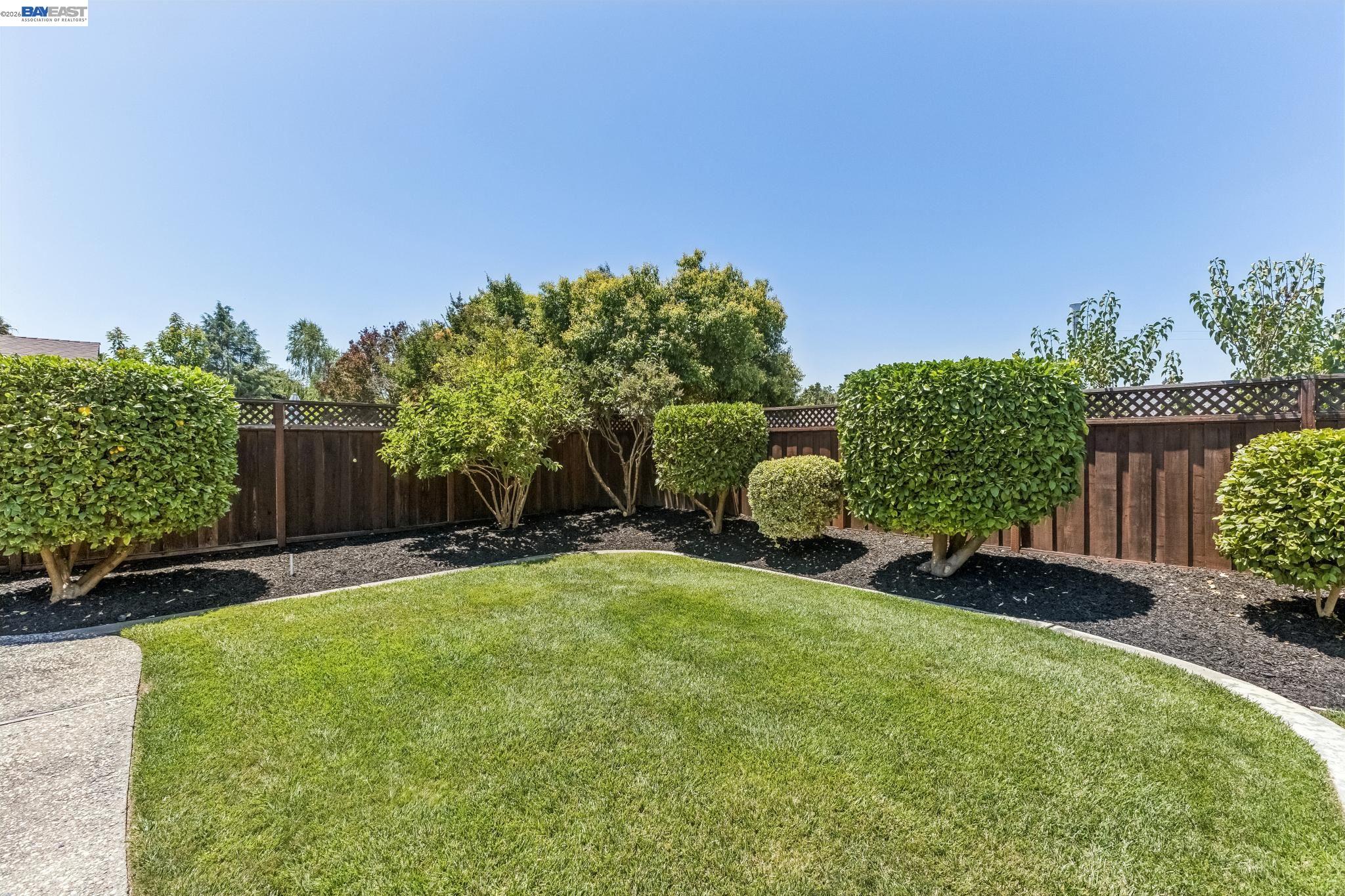 1684 Ramblewood Way