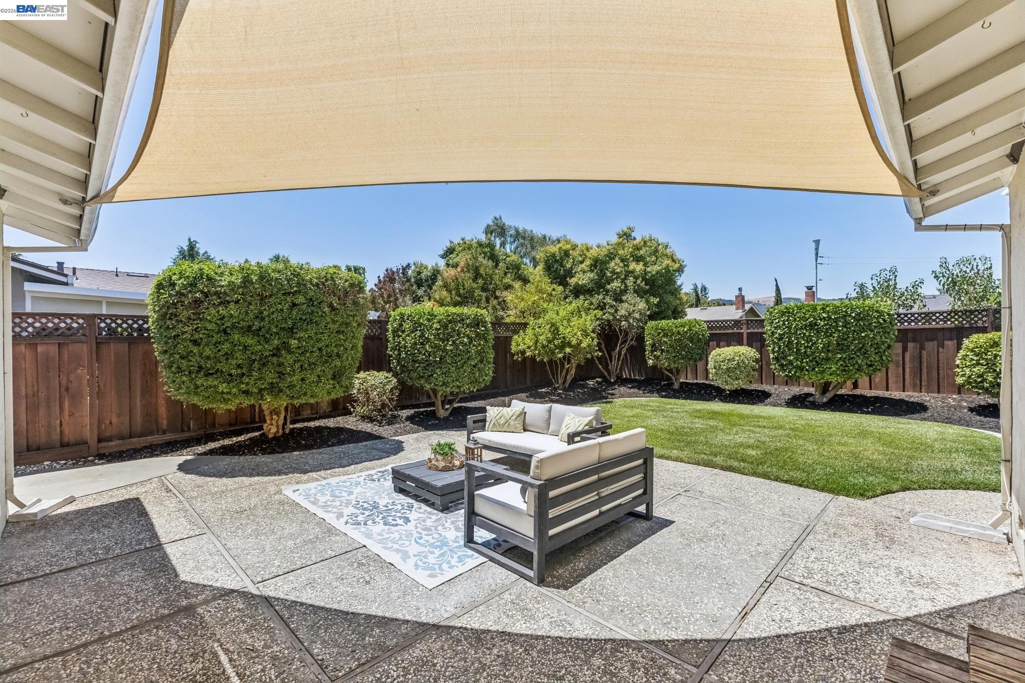 1684 Ramblewood Way