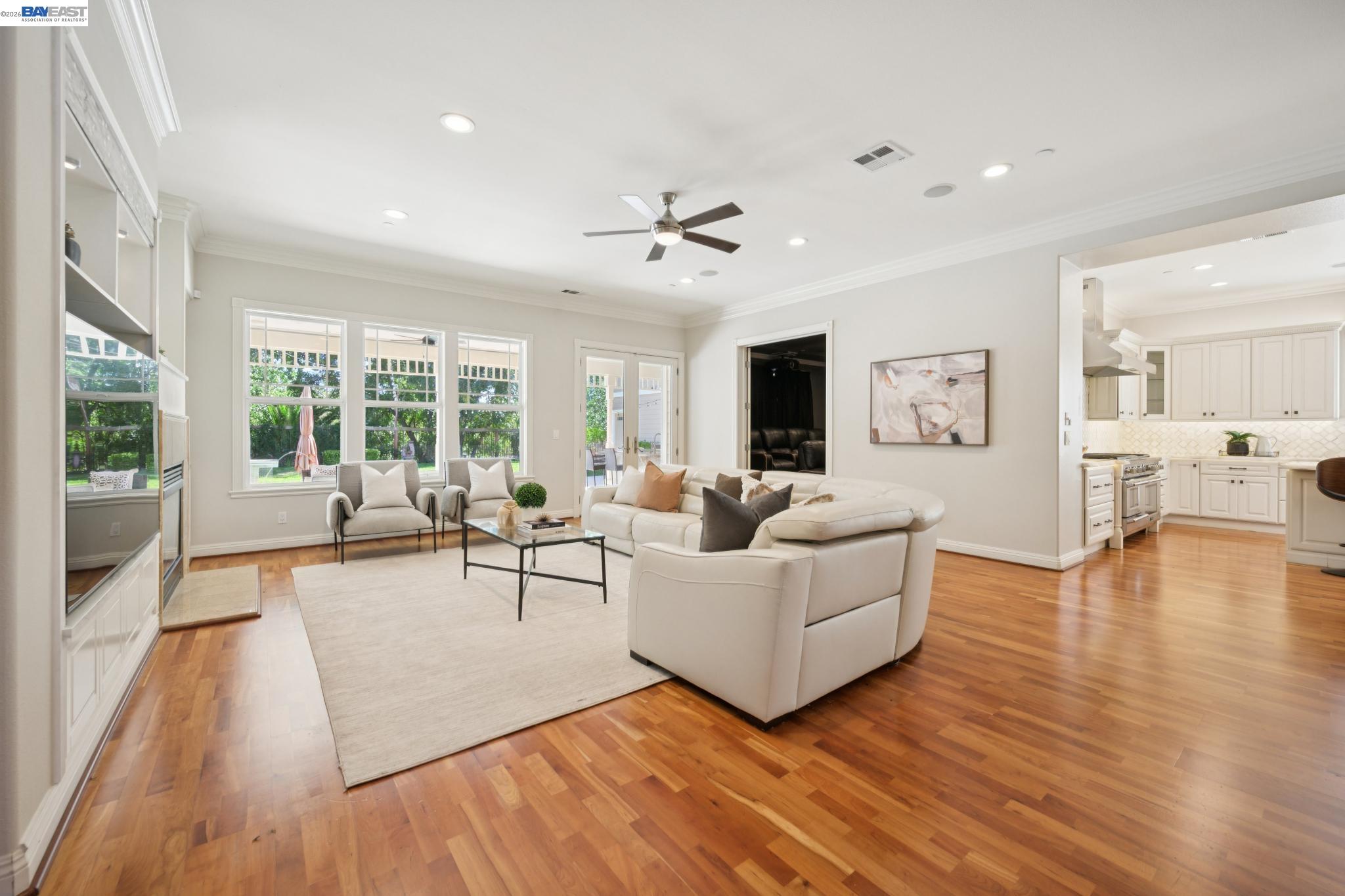 835 Tolentino Ct