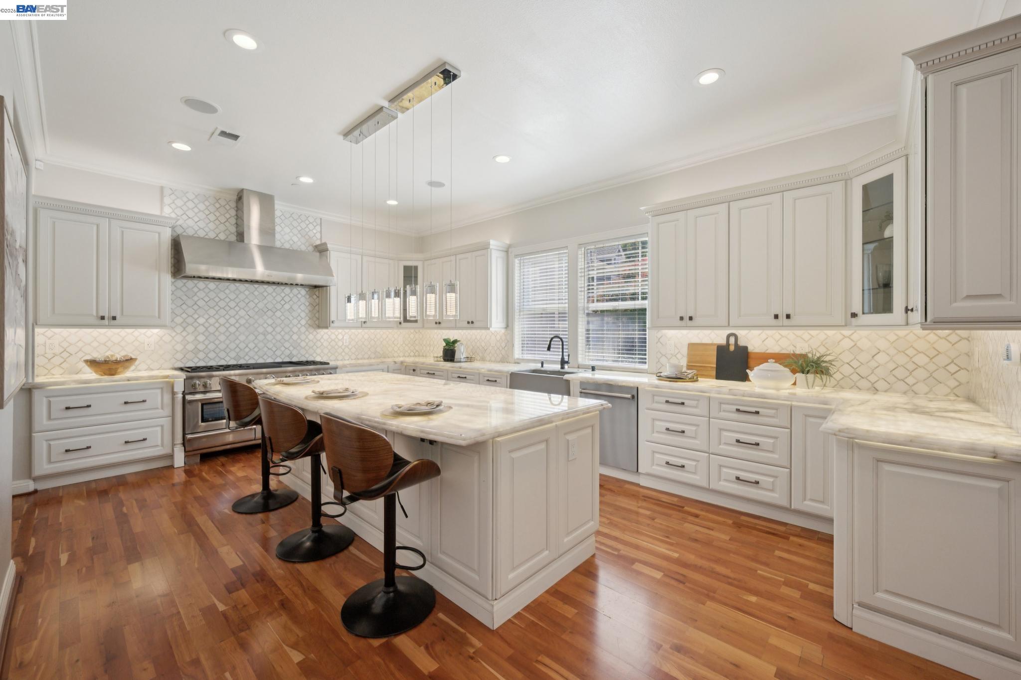 835 Tolentino Ct