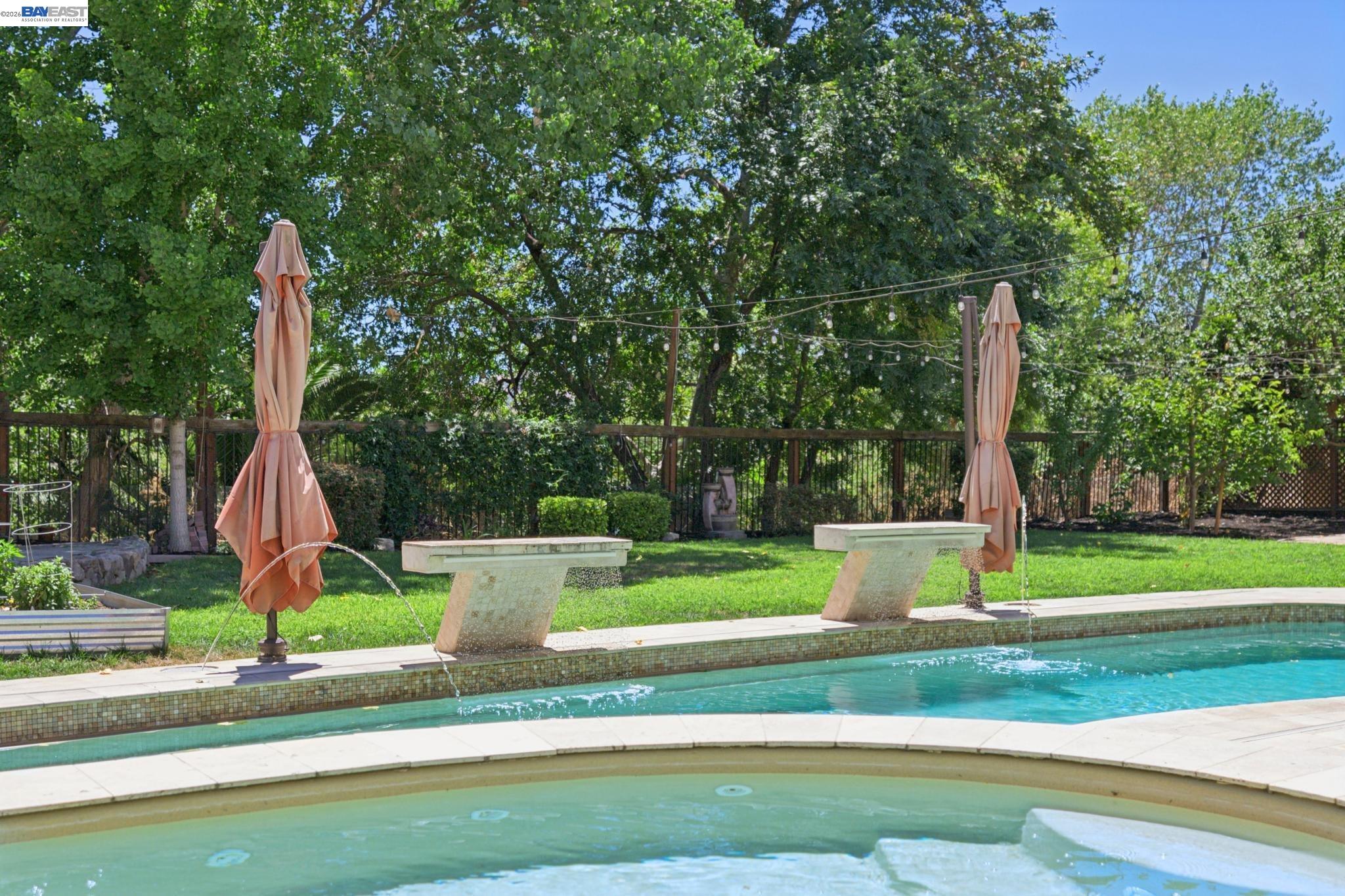 835 Tolentino Ct