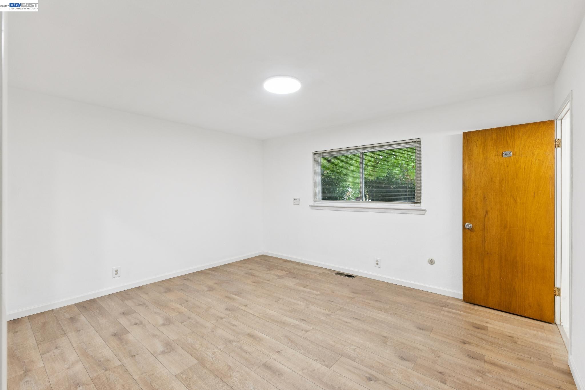 1804 Sereno Dr