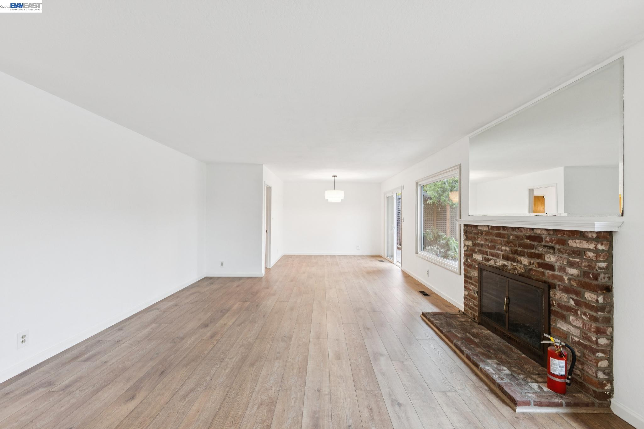 1804 Sereno Dr