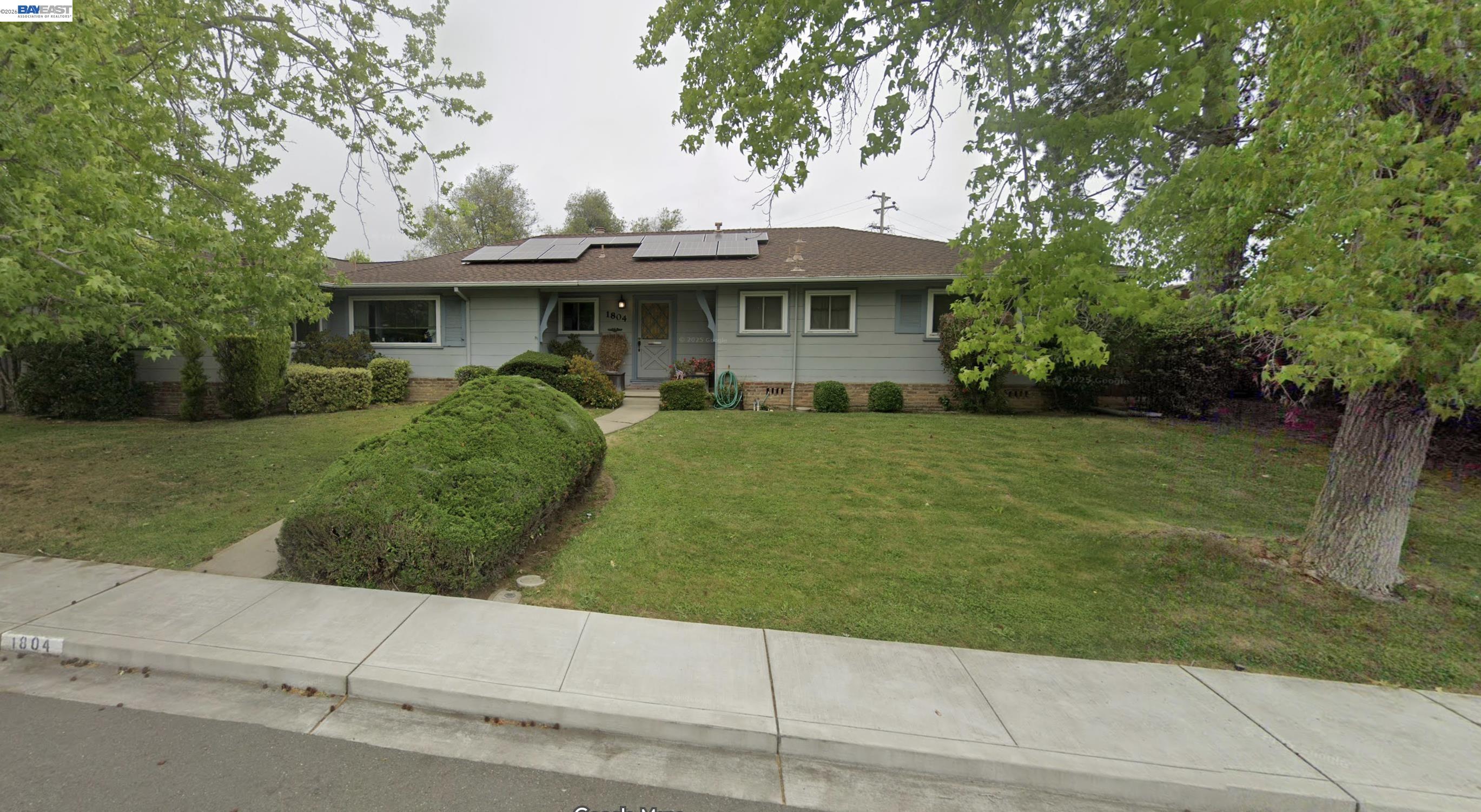1804 Sereno Dr