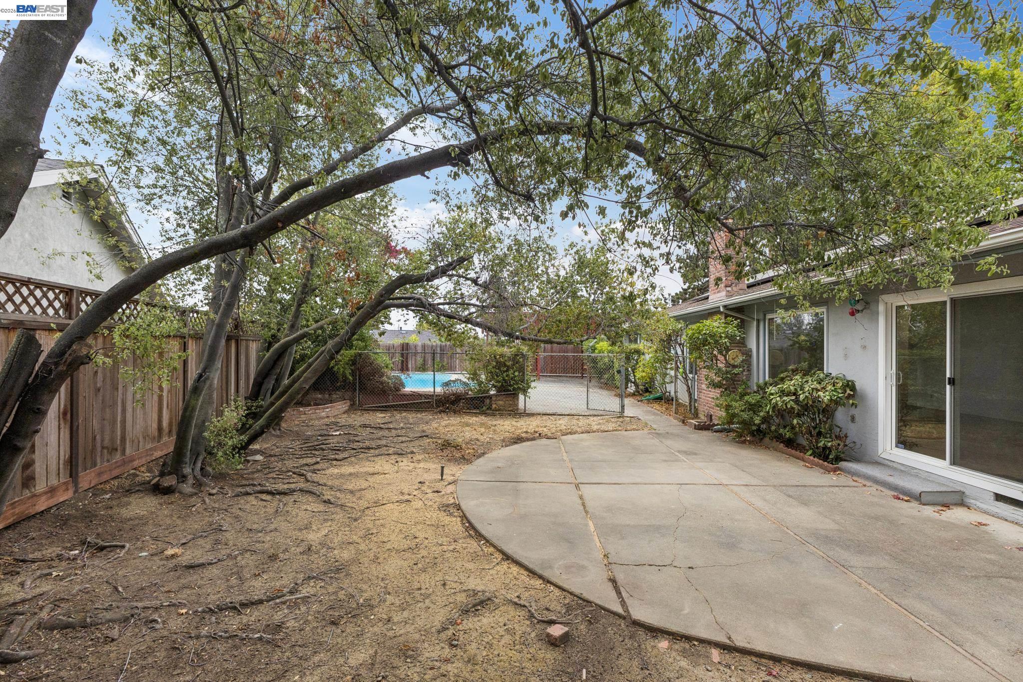 1804 Sereno Dr