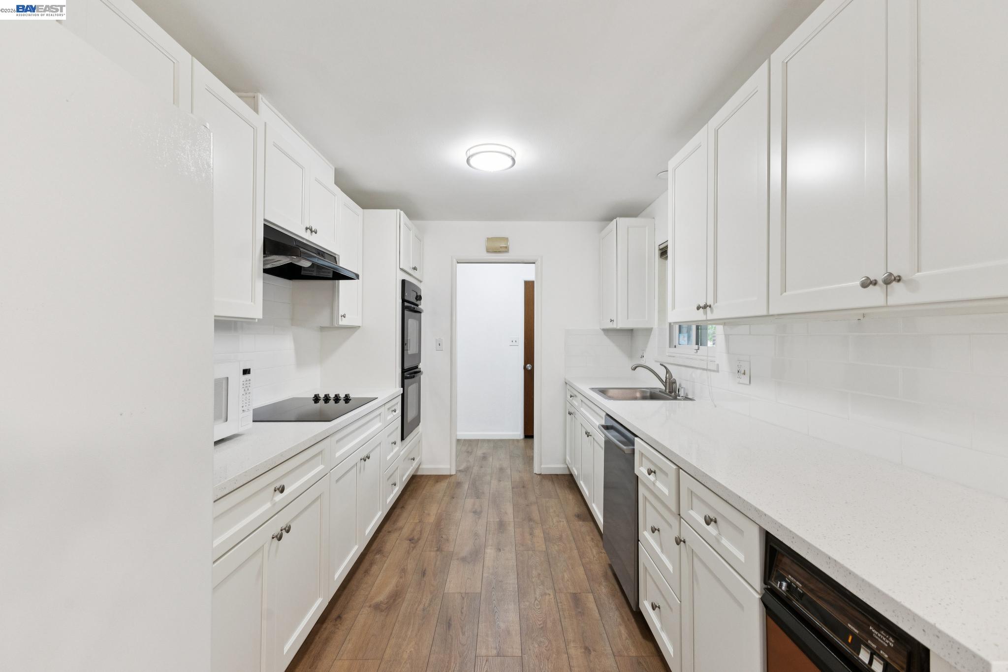 1804 Sereno Dr