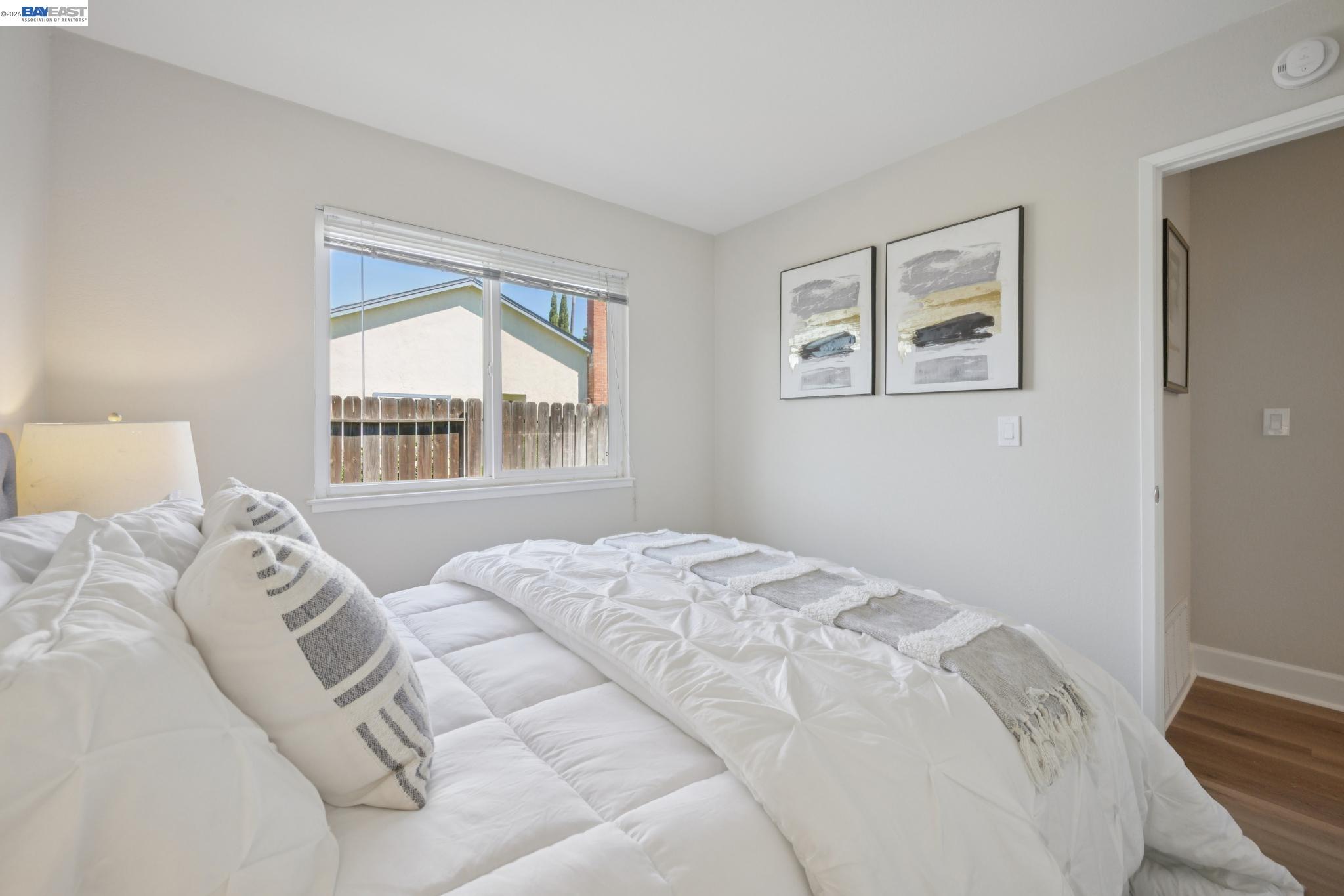 1665 Honeysuckle Rd