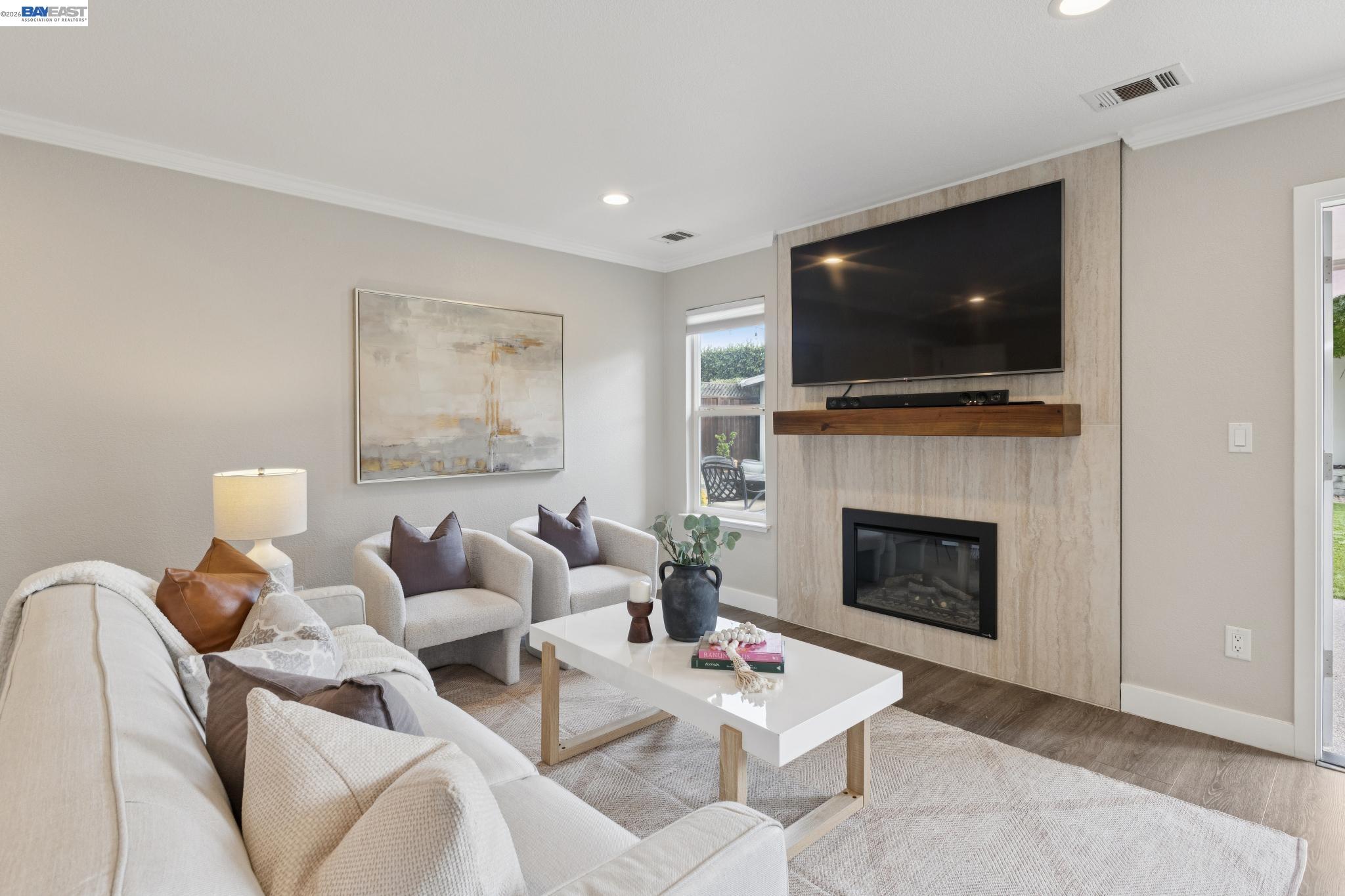 257 Summertree Dr