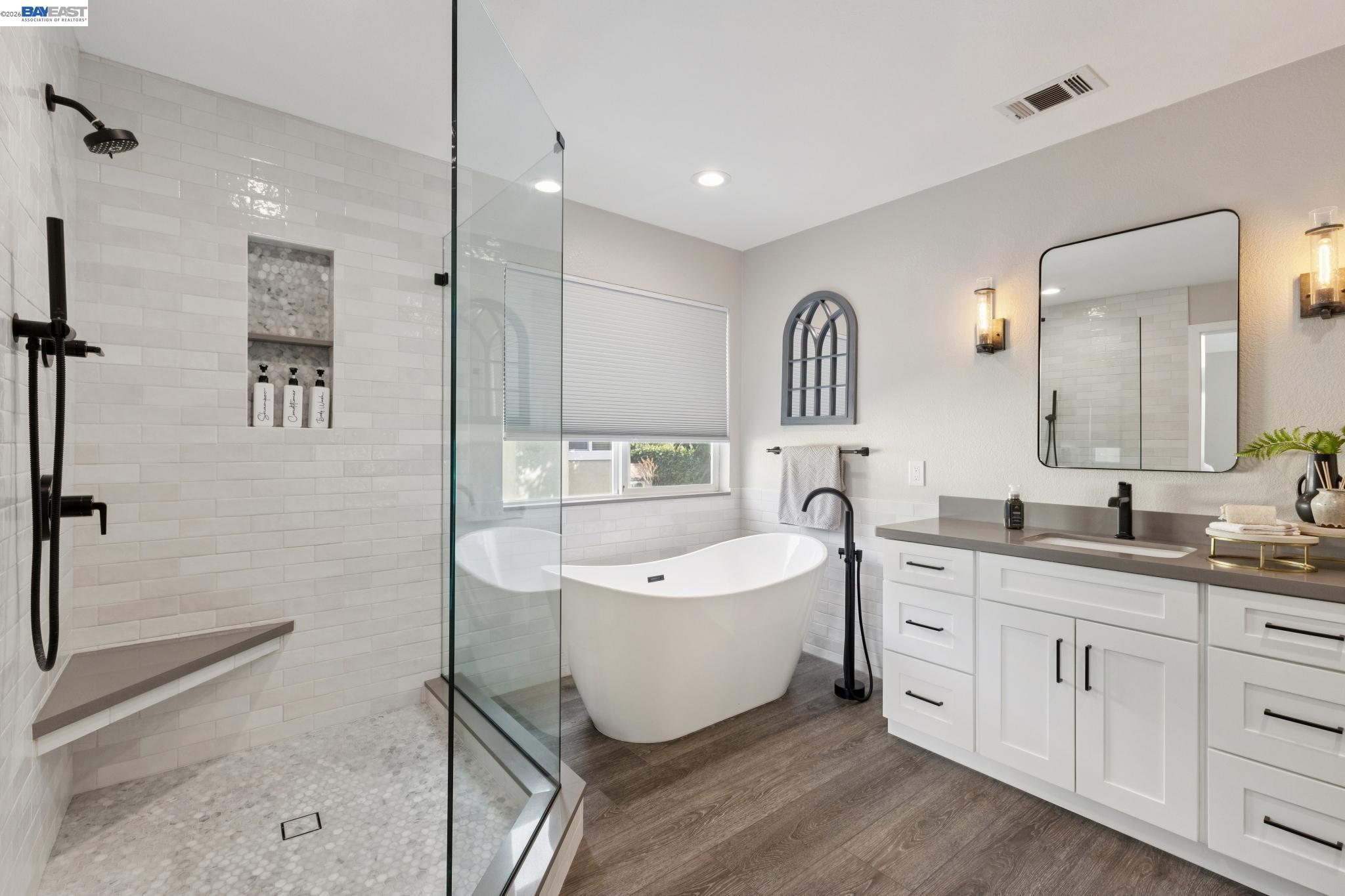 257 Summertree Dr