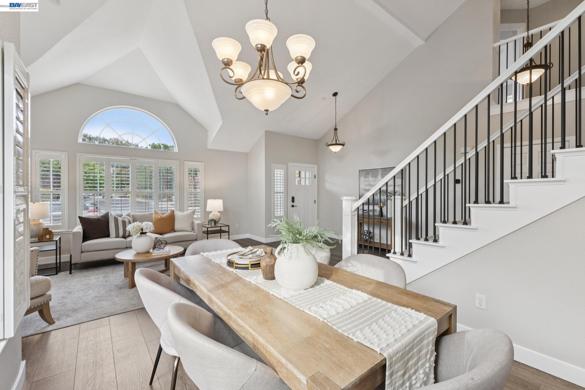 257 Summertree Dr