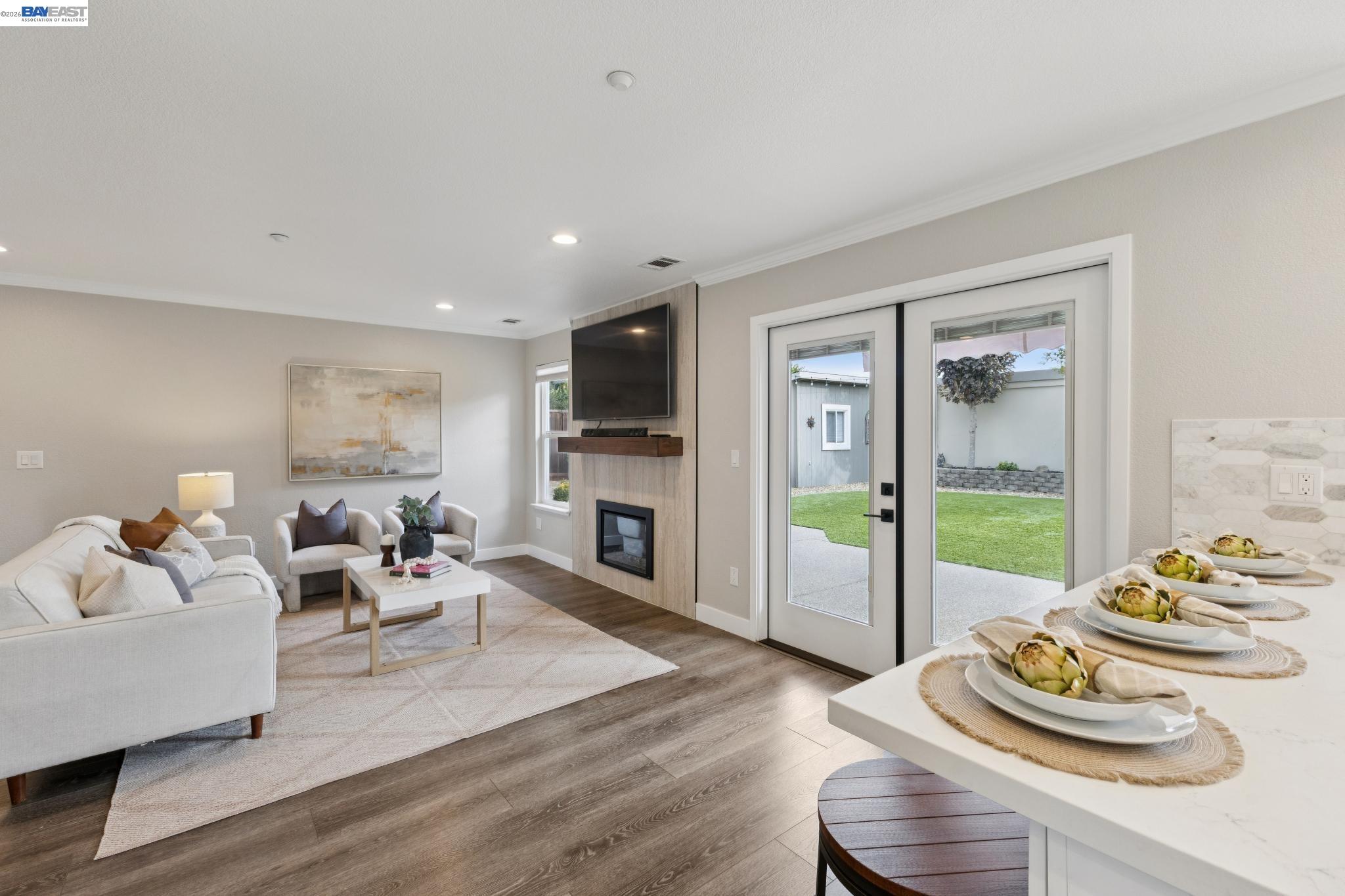257 Summertree Dr