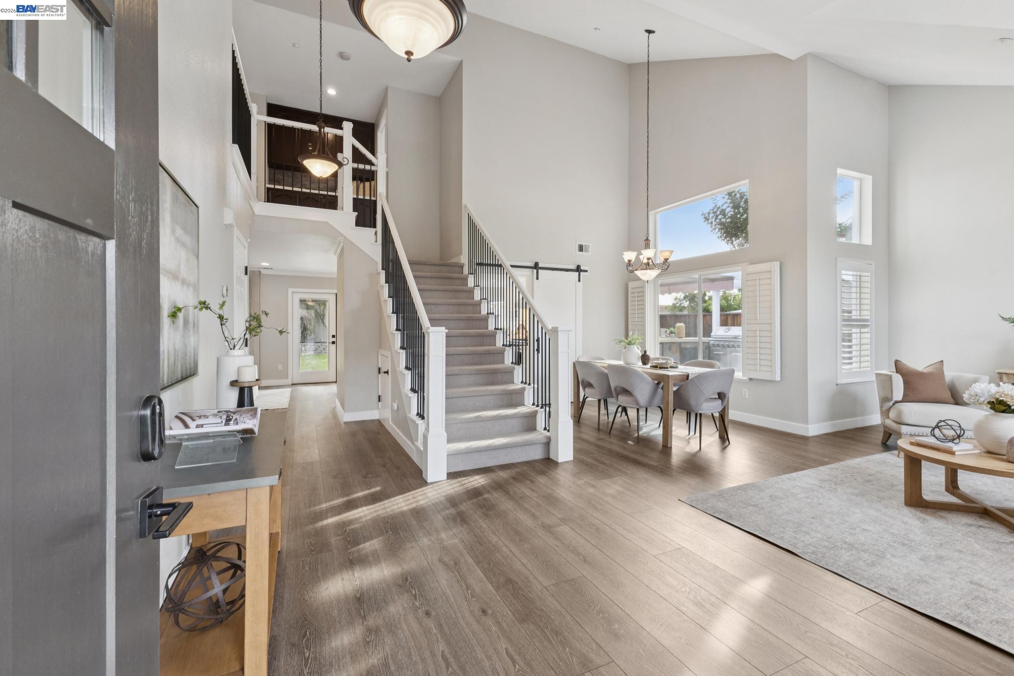 257 Summertree Dr