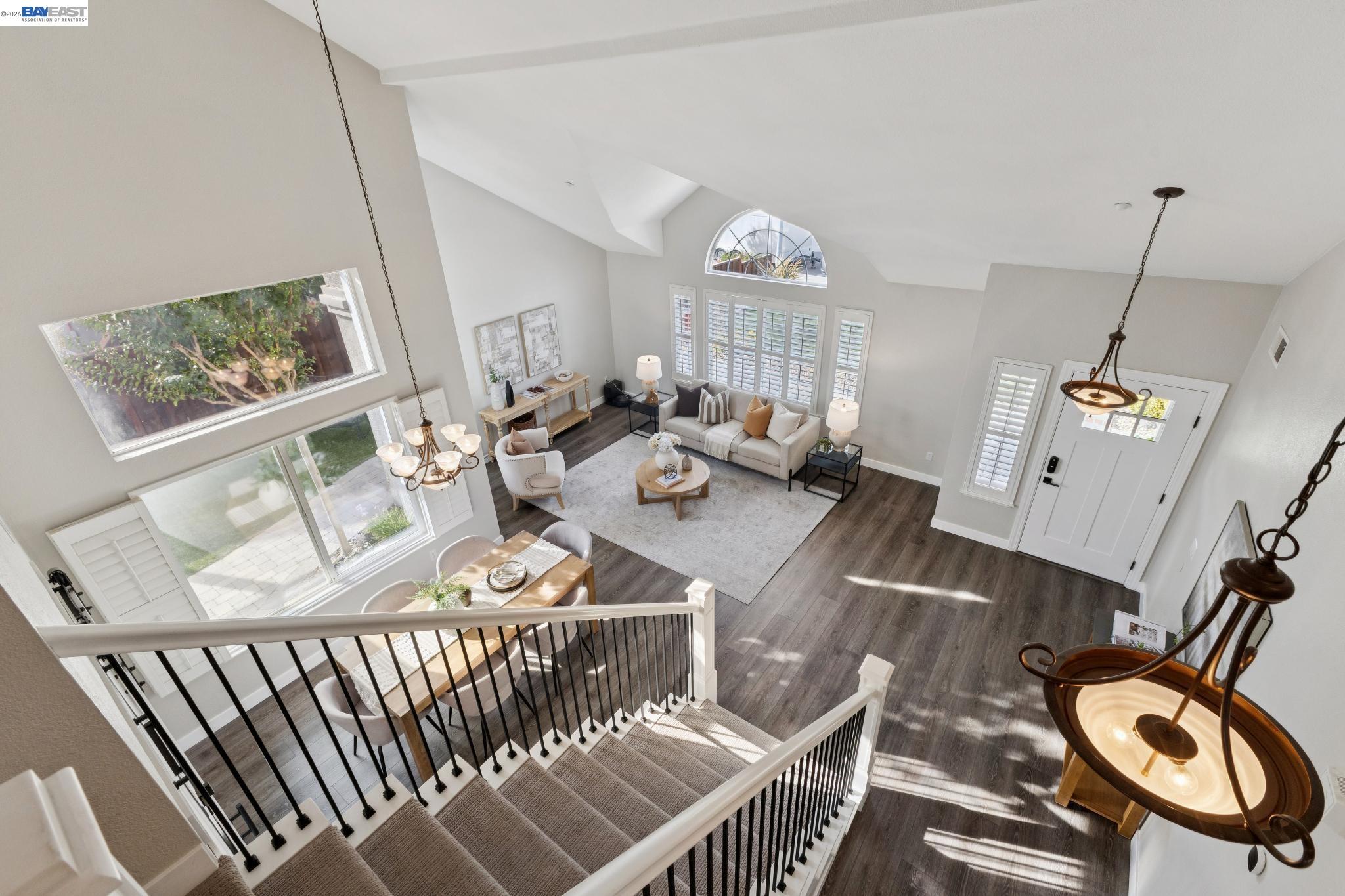 257 Summertree Dr