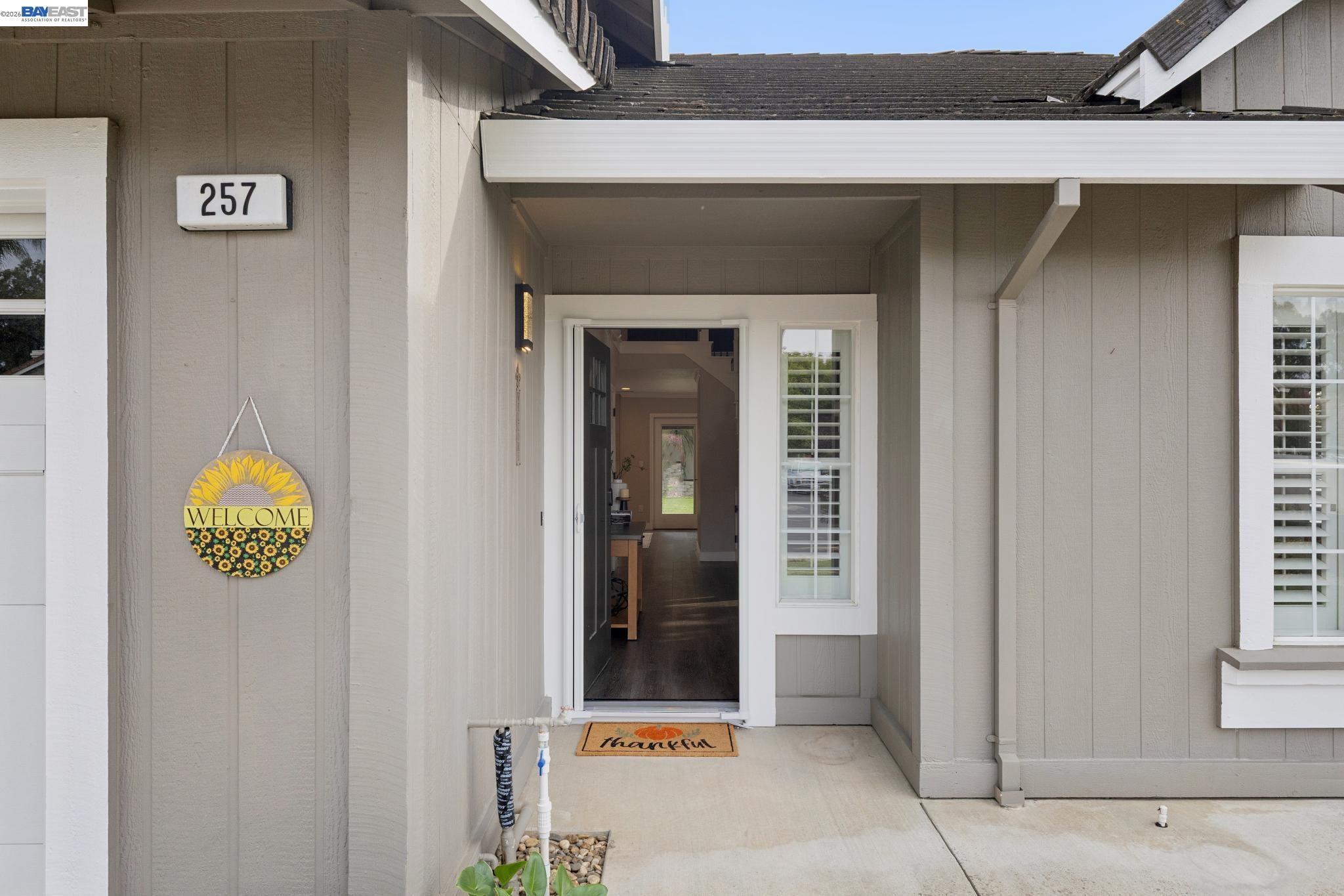 257 Summertree Dr