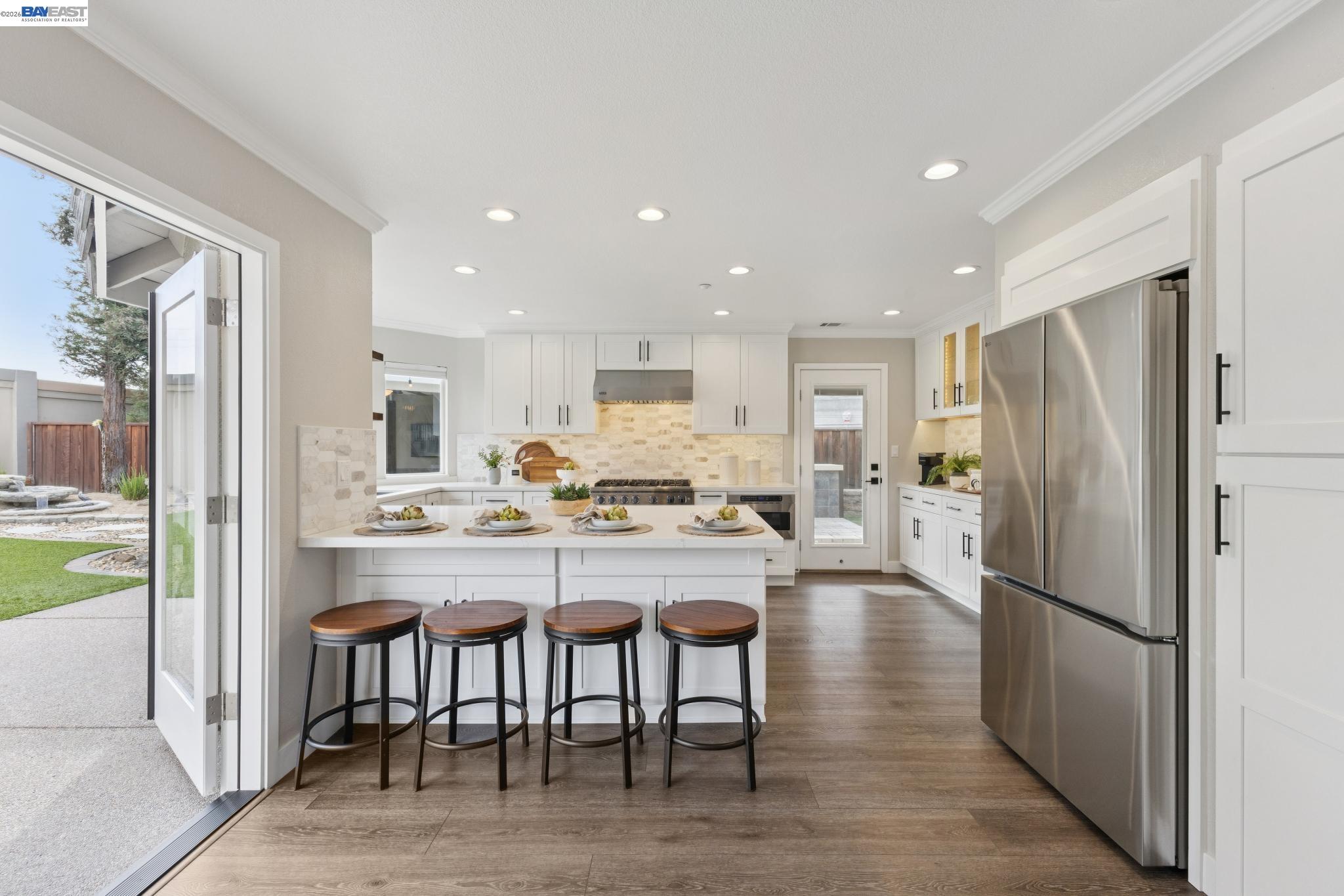 257 Summertree Dr