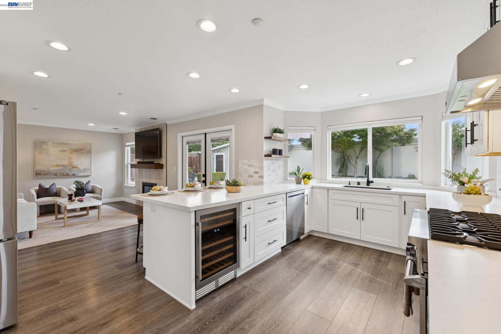 257 Summertree Dr
