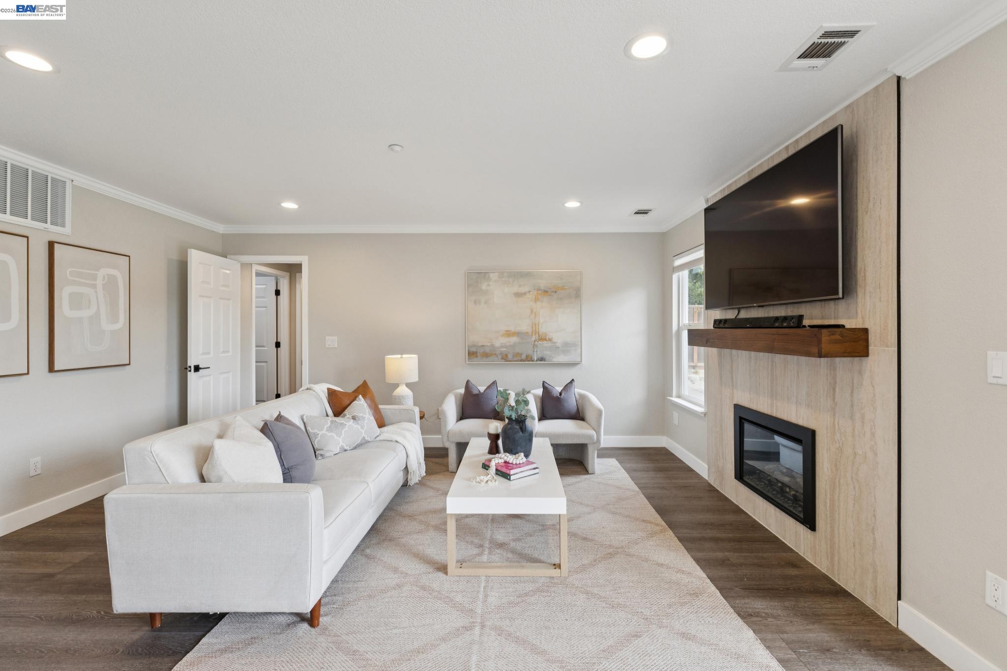 257 Summertree Dr