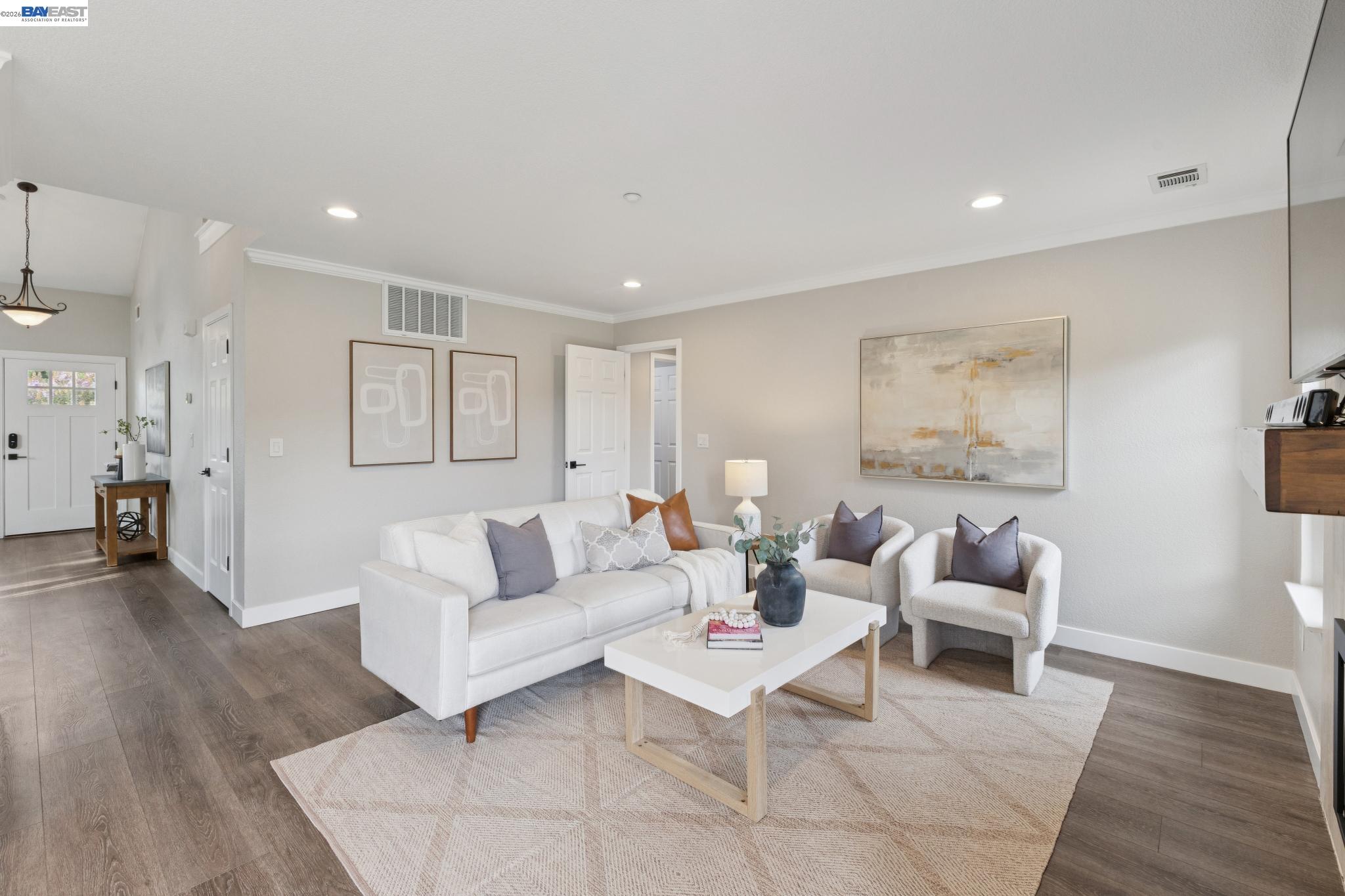 257 Summertree Dr