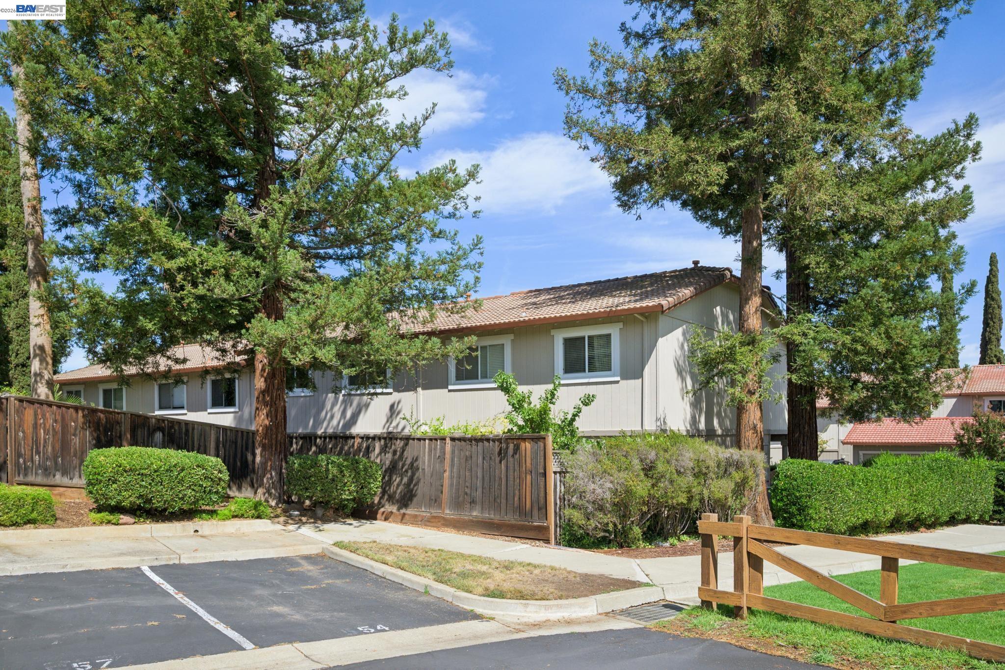 728 Saint Michael Cir