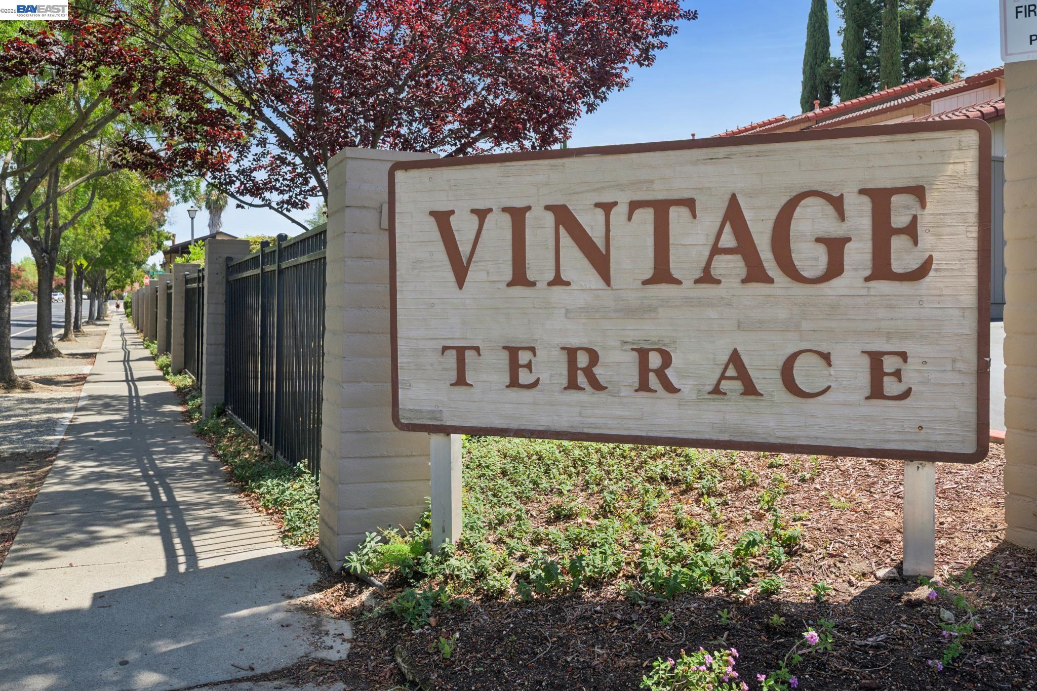 728 Saint Michael Cir