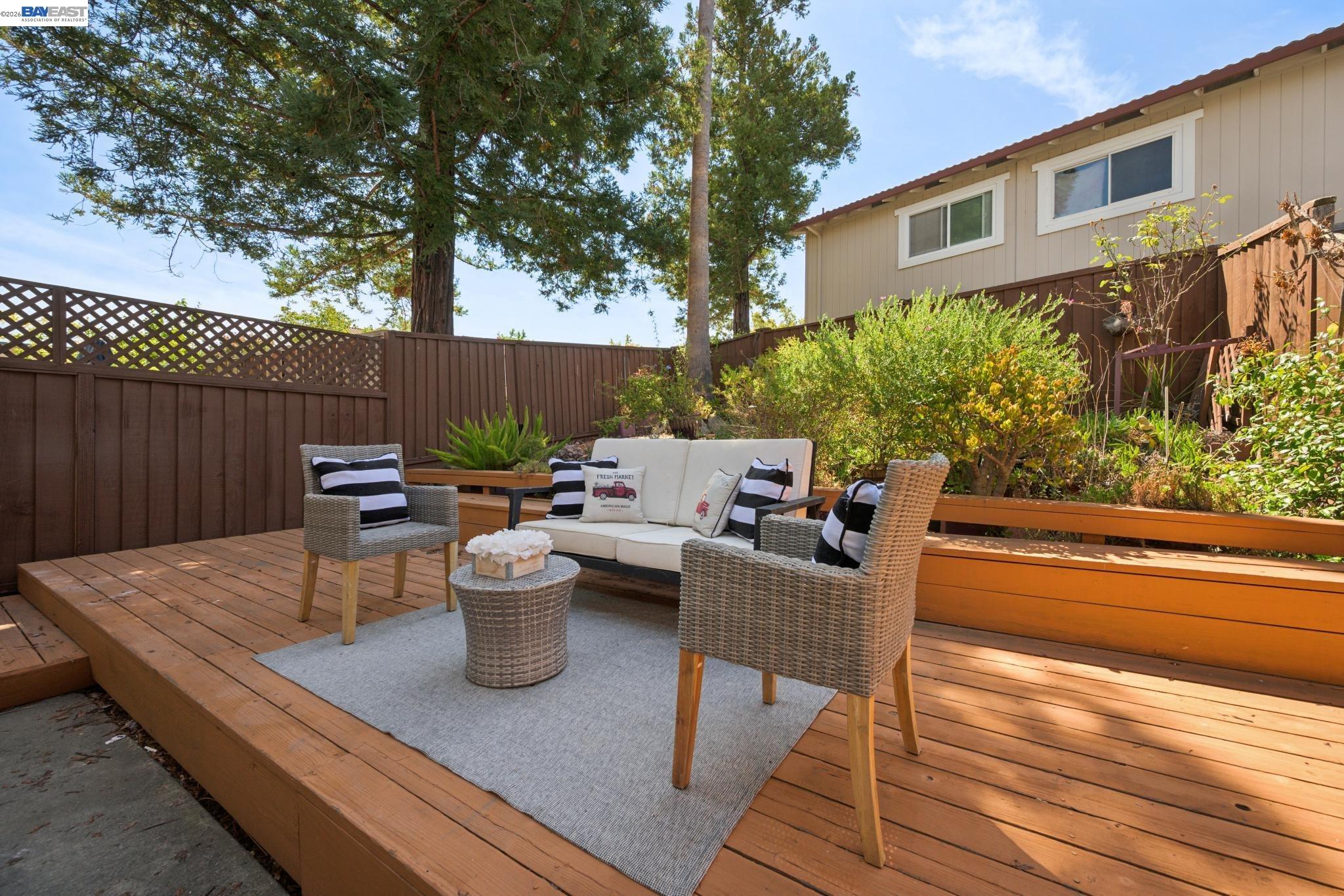 728 Saint Michael Cir