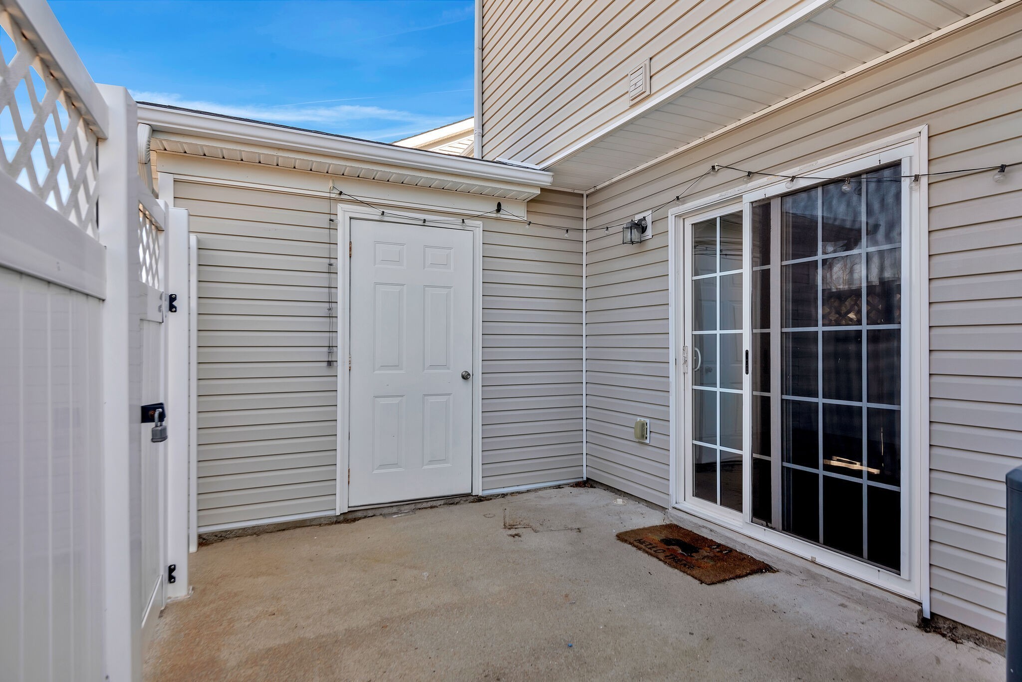 1743 Red Jacket Dr