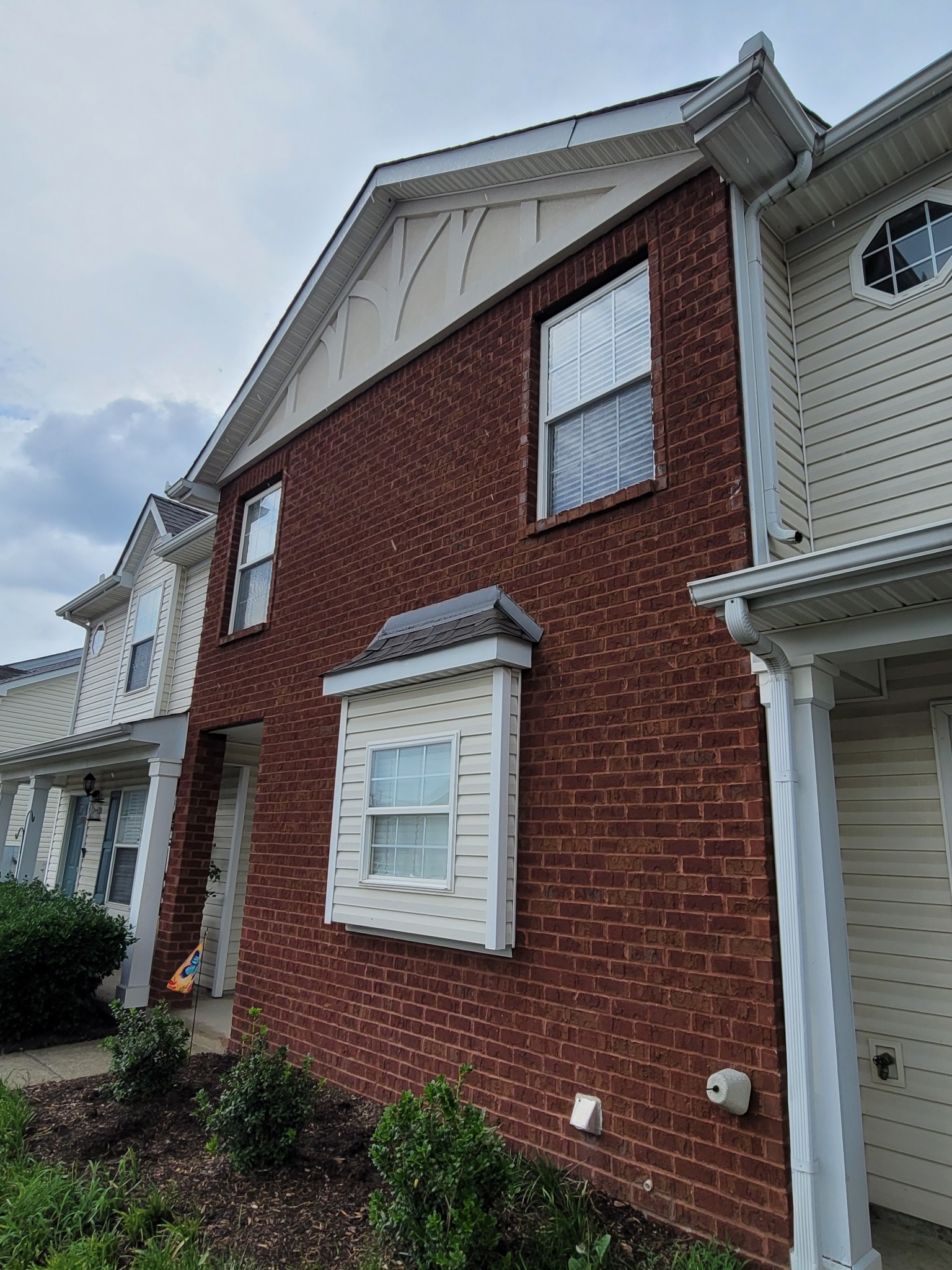 6006 Sagi Cir