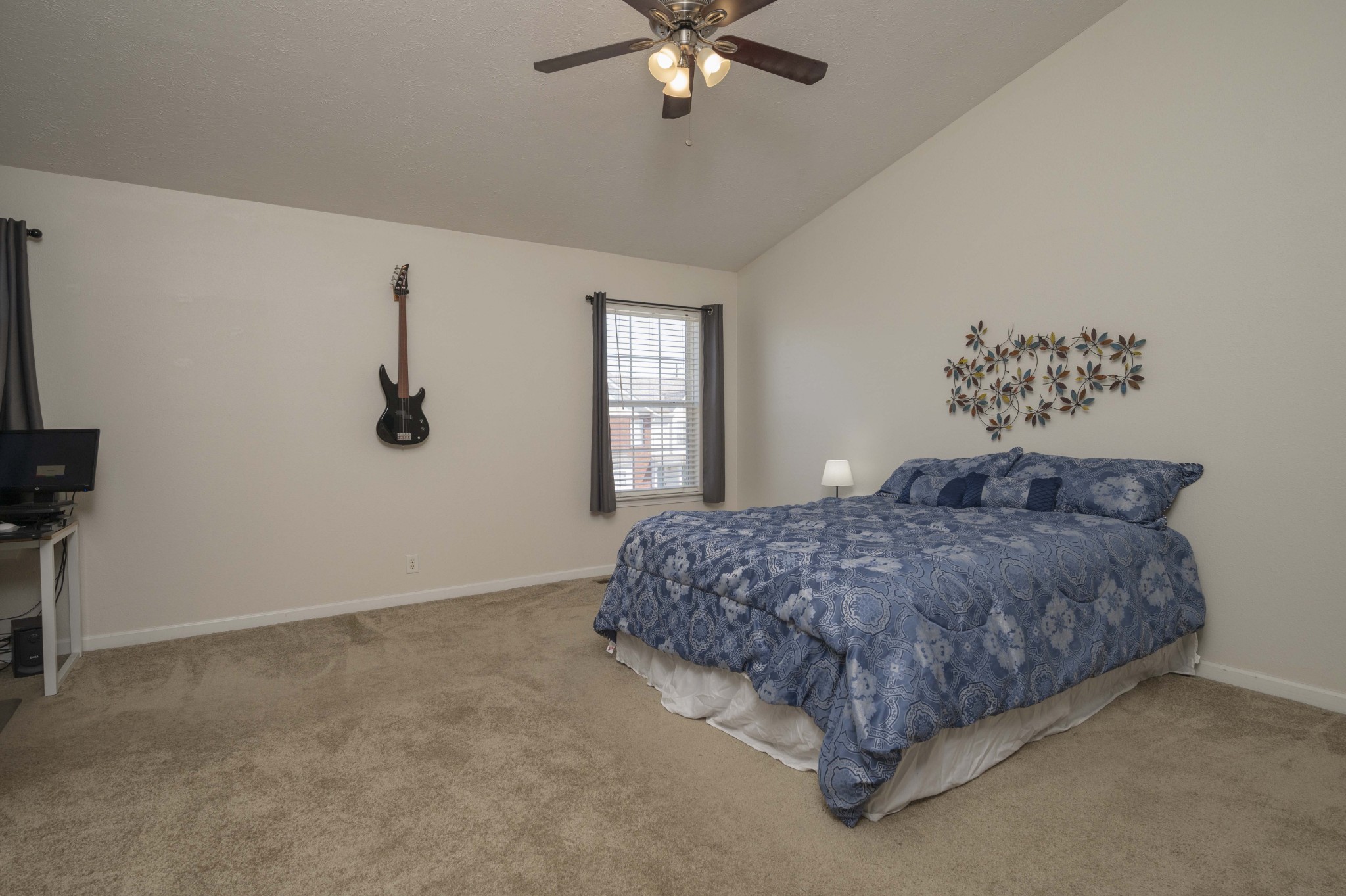 6006 Sagi Cir